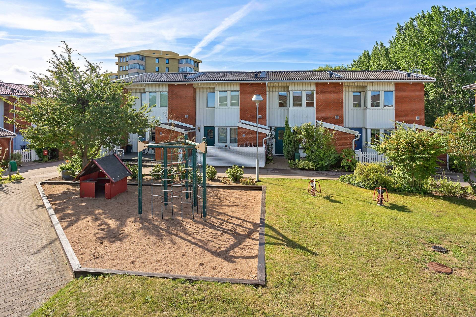 3 rum radhus på Dikesvägen 86 Arlöv, Burlövs kommun - bild 1