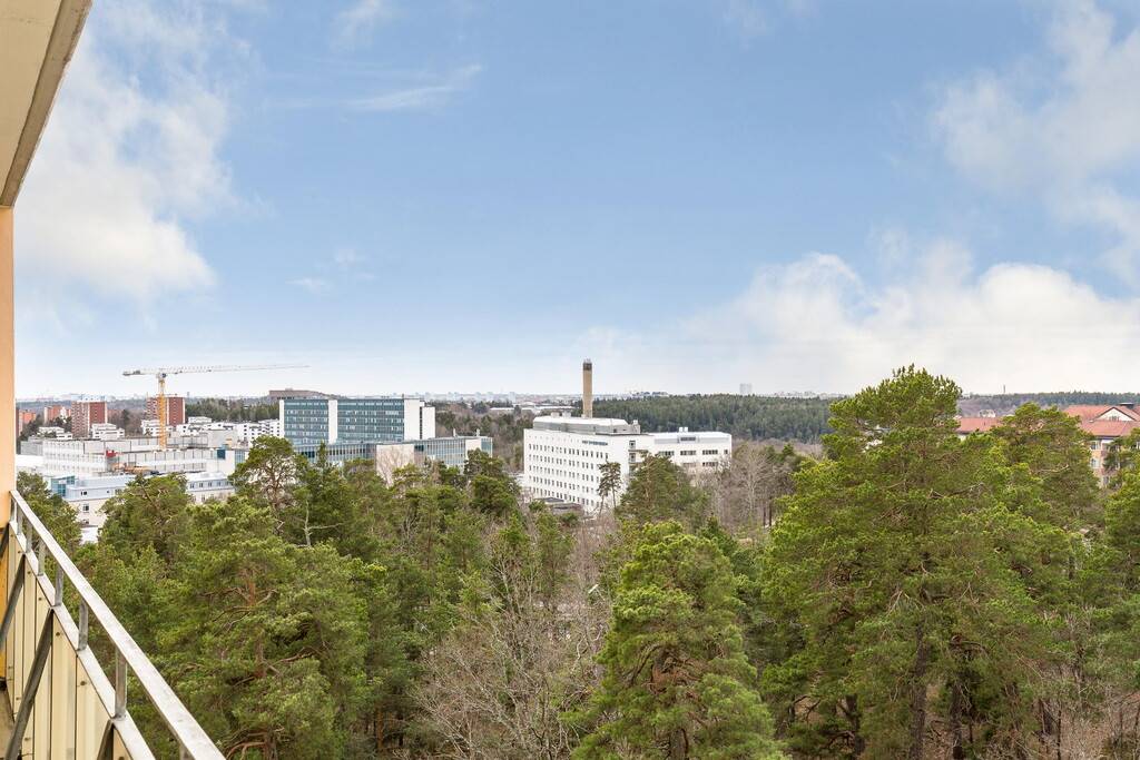 3 rum Lägenhet på Mörbyhöjden 21, 8tr Mörbyskogen Danderyds kommun - bild 2