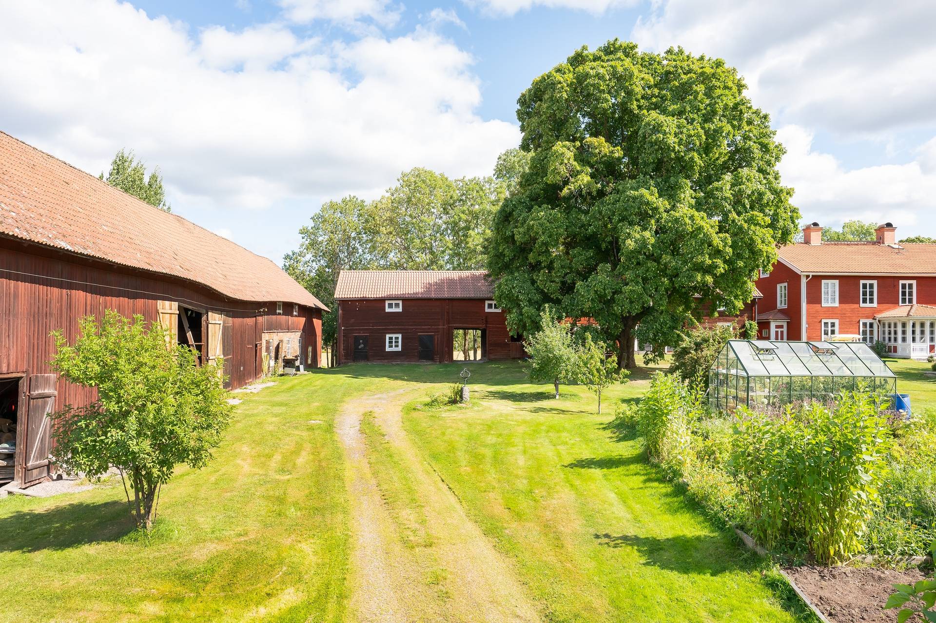 8 rum Villa på Sixbovägen 33 Västerbor Sandvikens kommun - bild 8