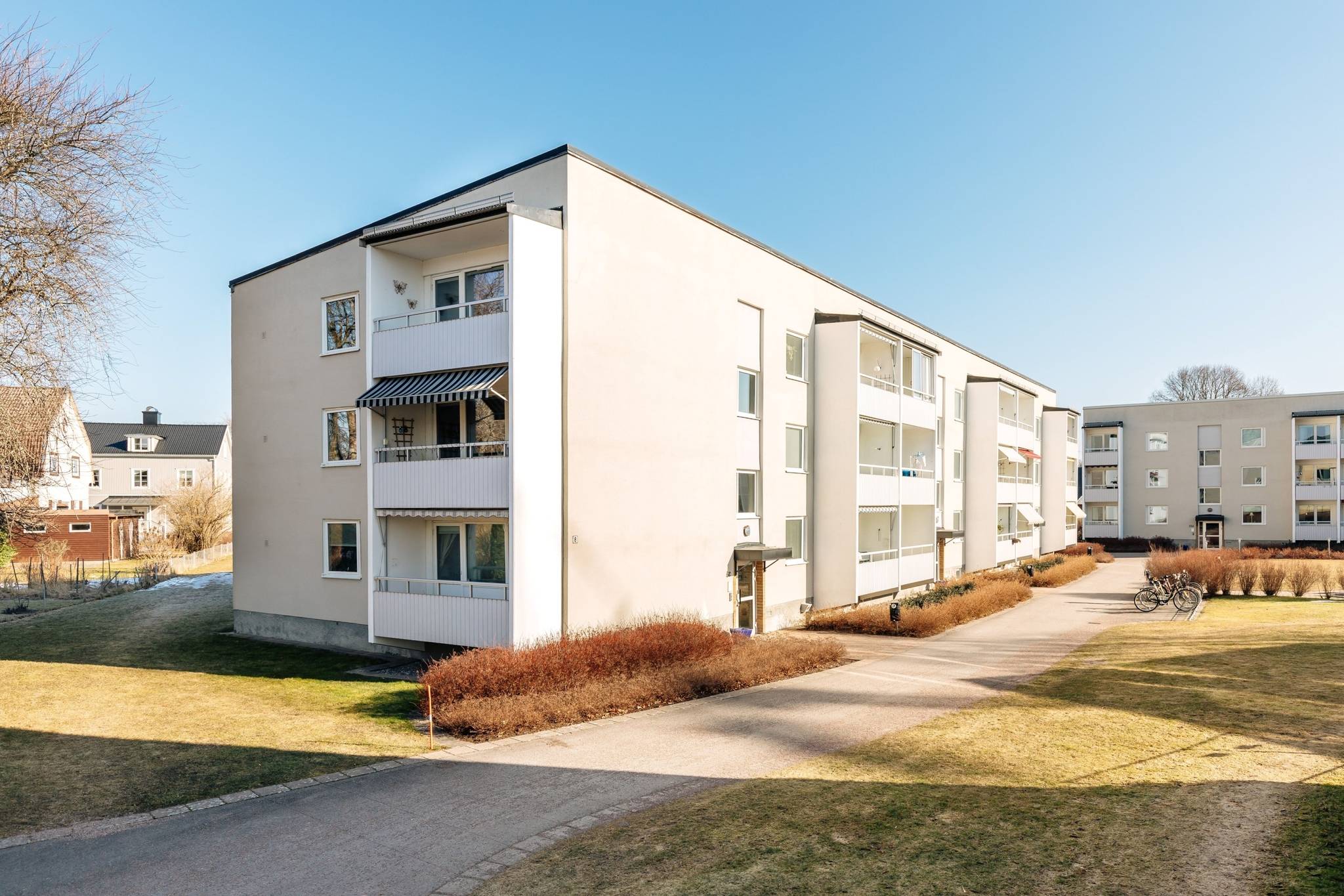 2 rum Lägenhet på Södergatan 8C Gamla Staden Lidköpings kommun - bild 2