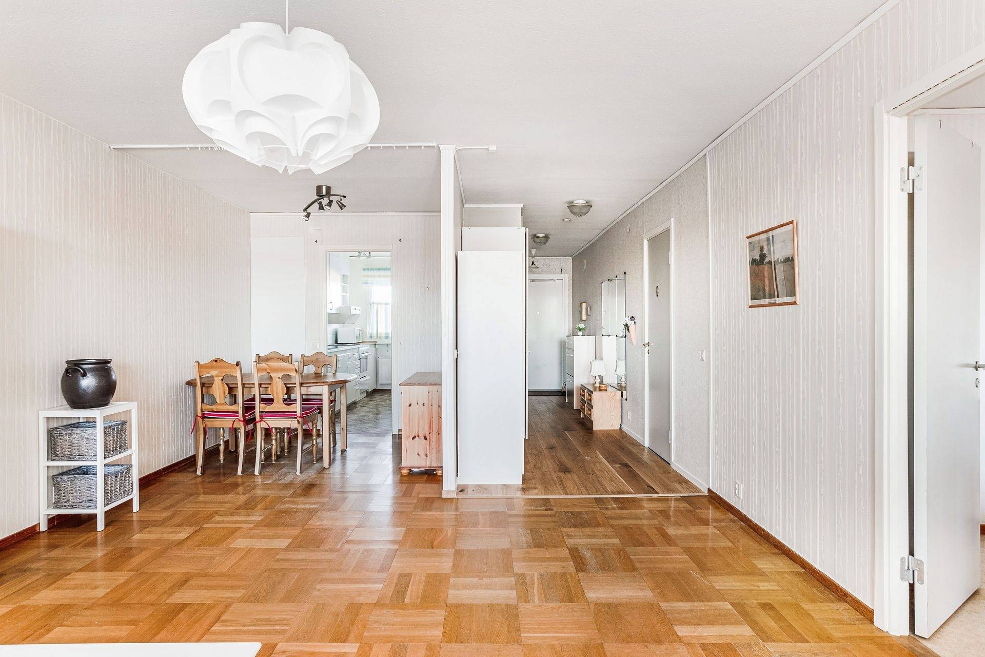 2 rum Lägenhet på Ringen 4A Ringen/Forssa Borlänge kommun - bild 3
