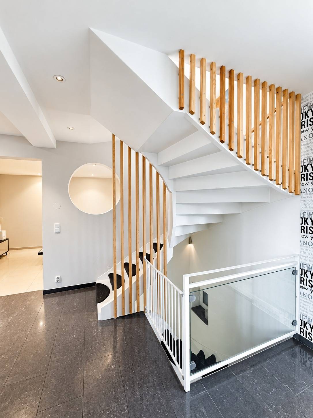 villa på Nyvägen 3 Runby, Upplands Väsby kommun - bild 5