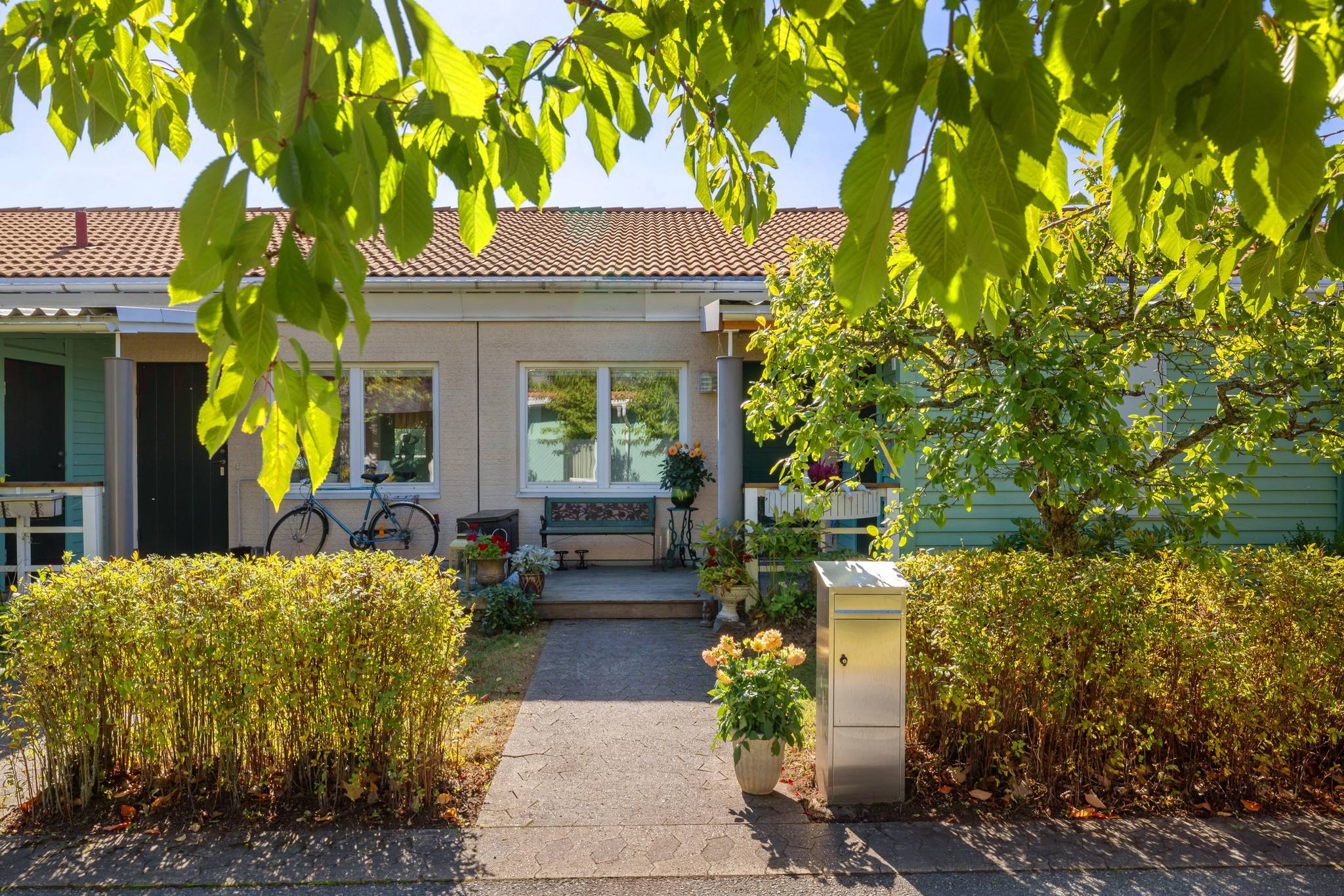4 rum radhus på Trillans väg 16 Jarlaberg, Nacka kommun - bild 1