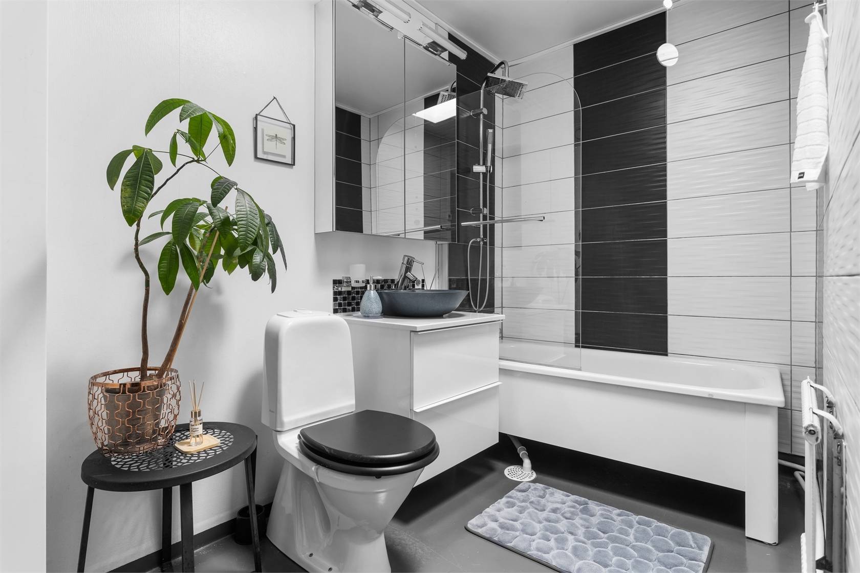 6 rum Radhus på Storvretsvägen 72 Tumba Botkyrka kommun - bild 26