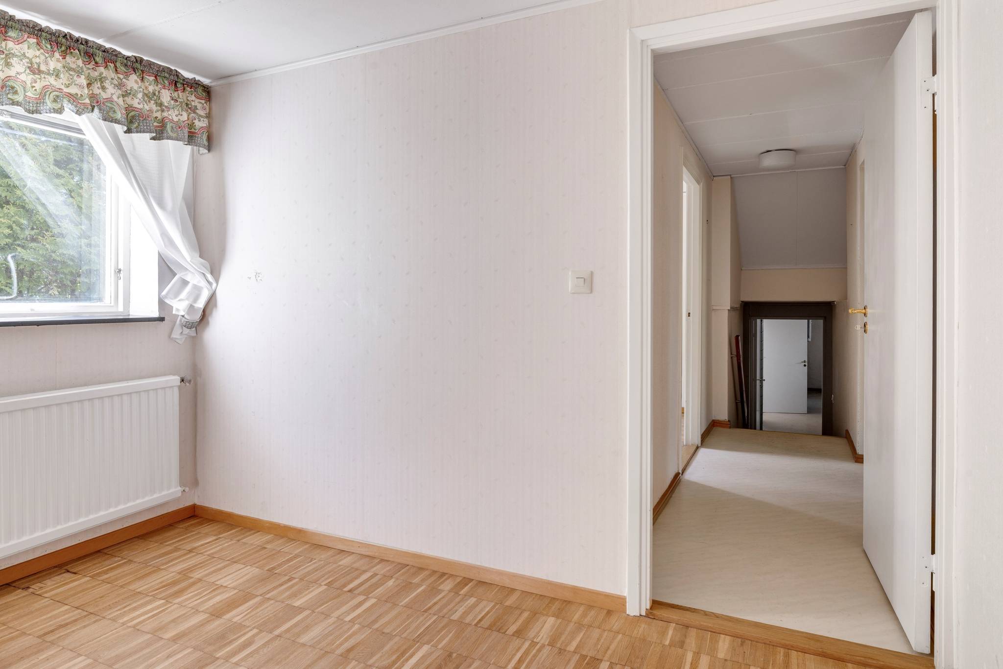 8 rum Villa på Skivlingsvägen 5 Norby Uppsala kommun - bild 32