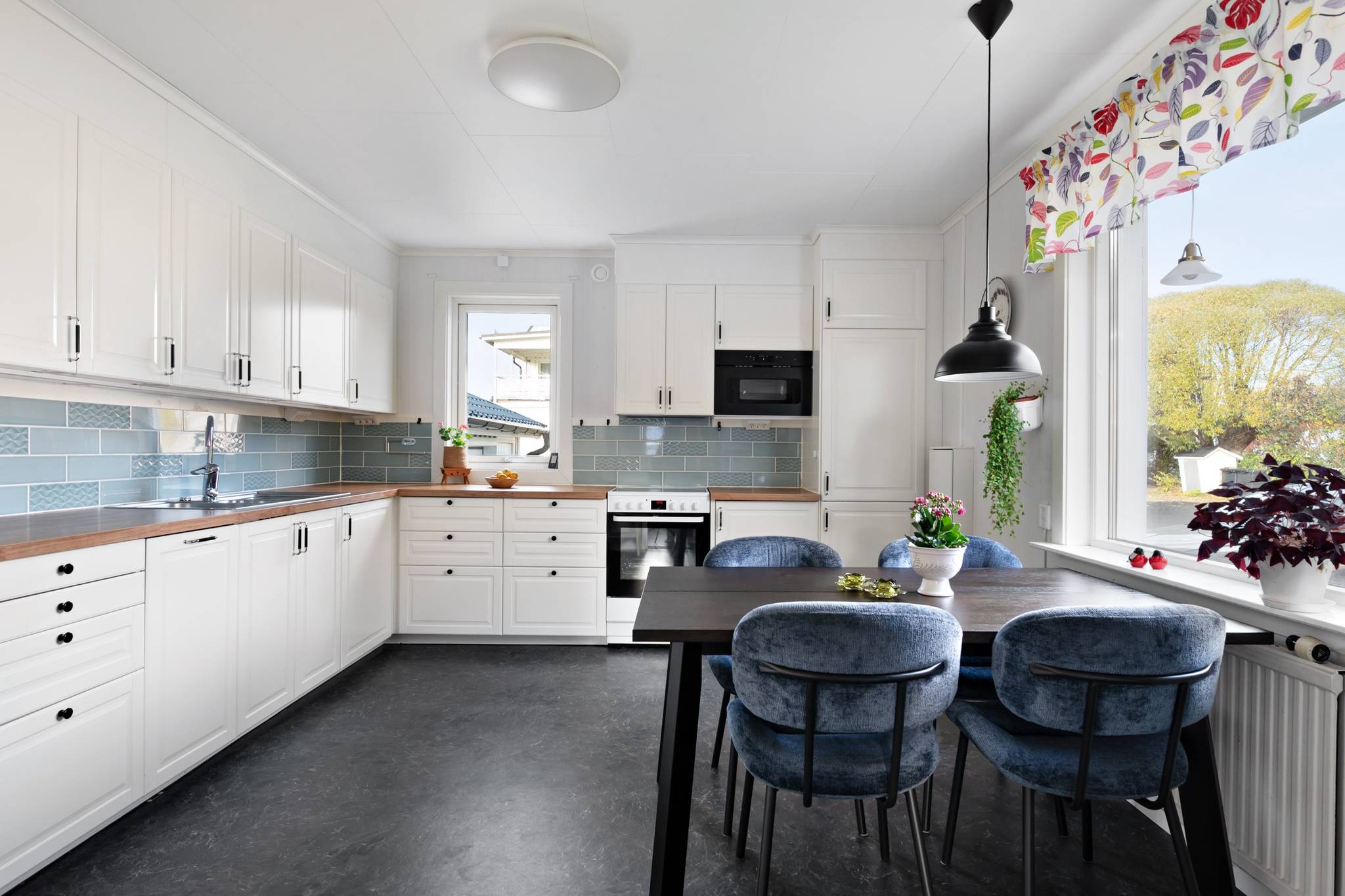 132 m² Villa på Södra Hällgrensvägen 12 Ursviken Skellefteå kommun - bild 5
