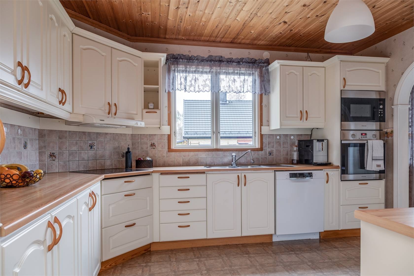 5 rum Villa på Furugatan 11 Gullringen Vimmerby kommun - bild 7