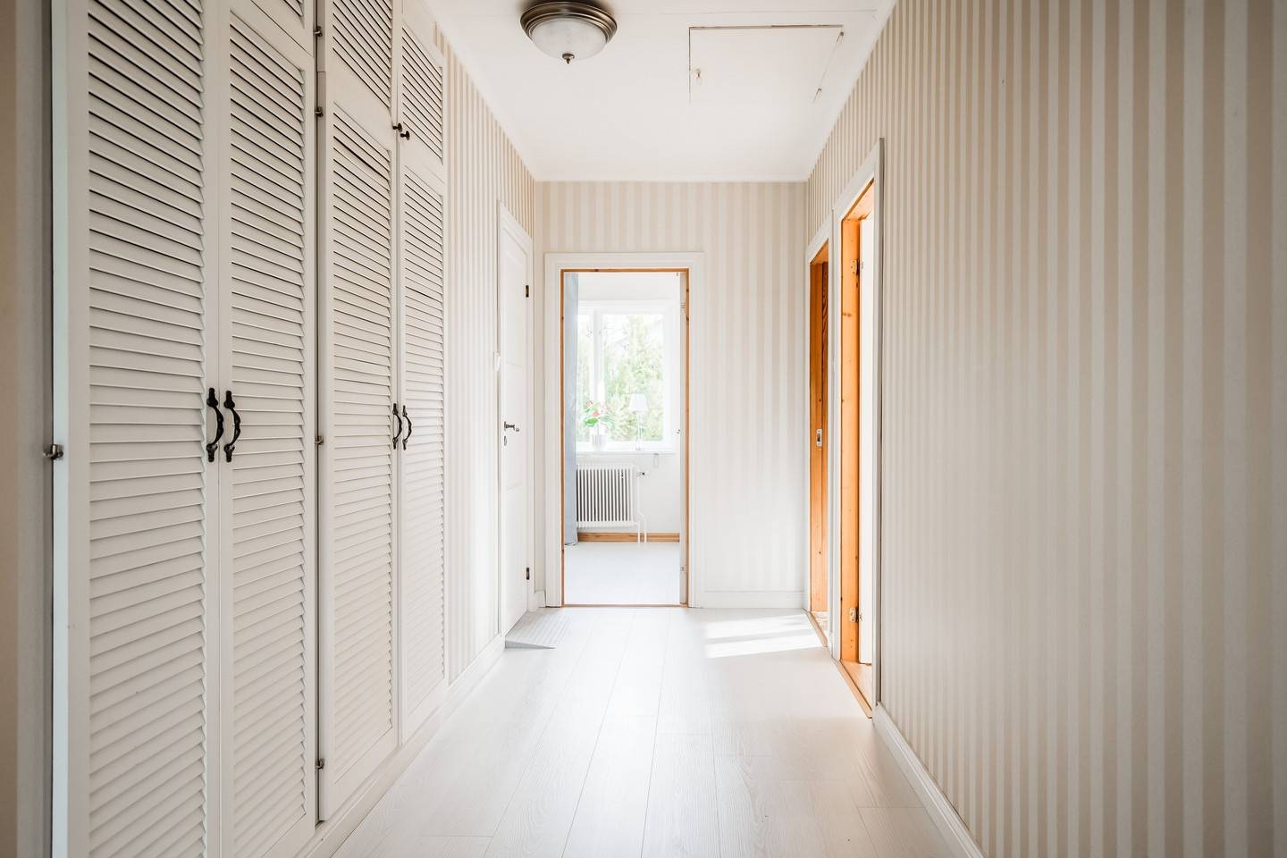 4 rum Villa på Husargatan 48 Hova Tätort Gullspångs kommun - bild 13