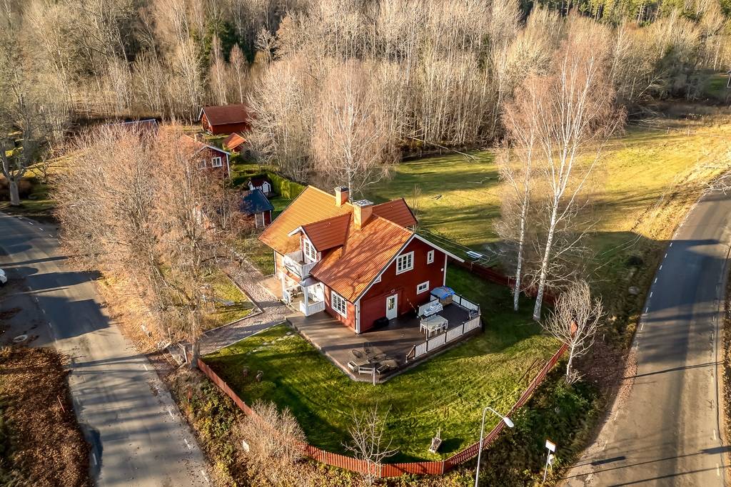 8 rum Villa på Skånstorpsvägen 93 Hällestad Finspångs kommun - bild 32
