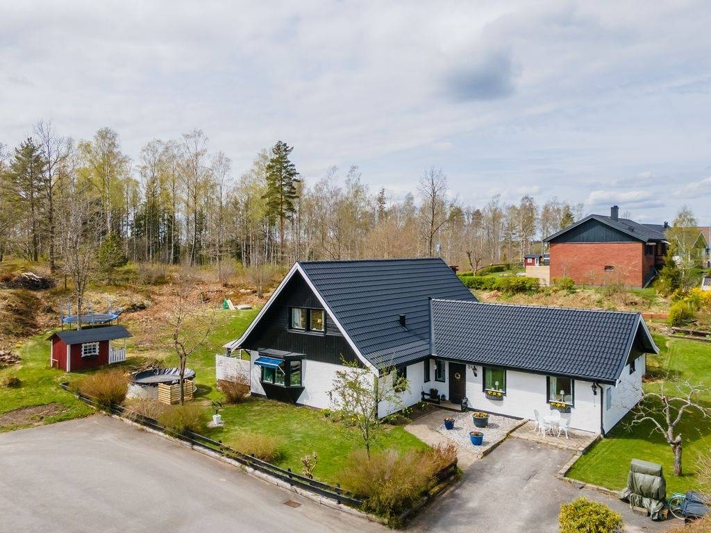 6 rum Villa på Lillåsavägen 24 Viskafors Borås kommun - bild 2