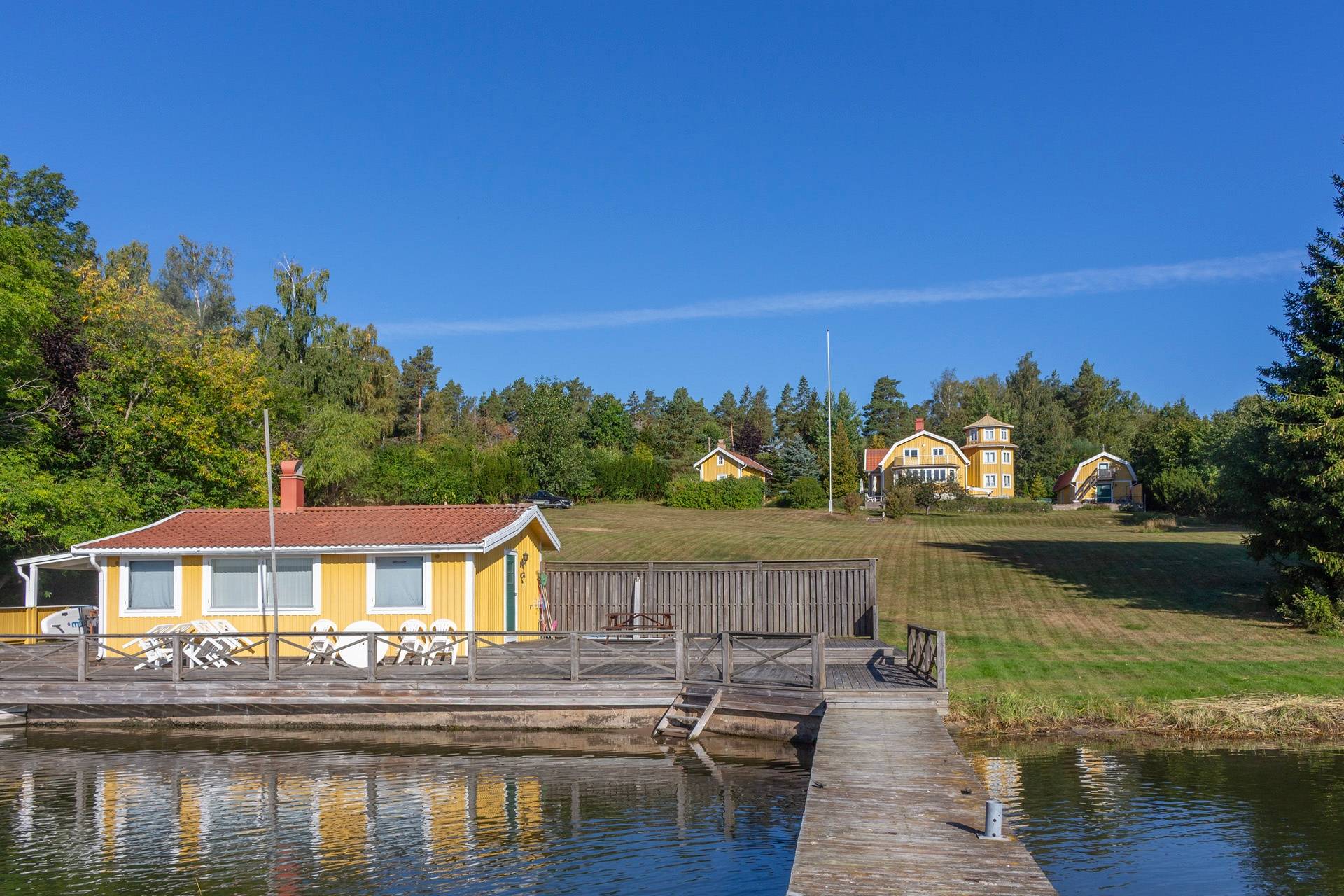 8 rum Vinterbonat fritidshus på Östervik 26-30 Roslagen - sjötomter Norrtälje kommun - bild 5