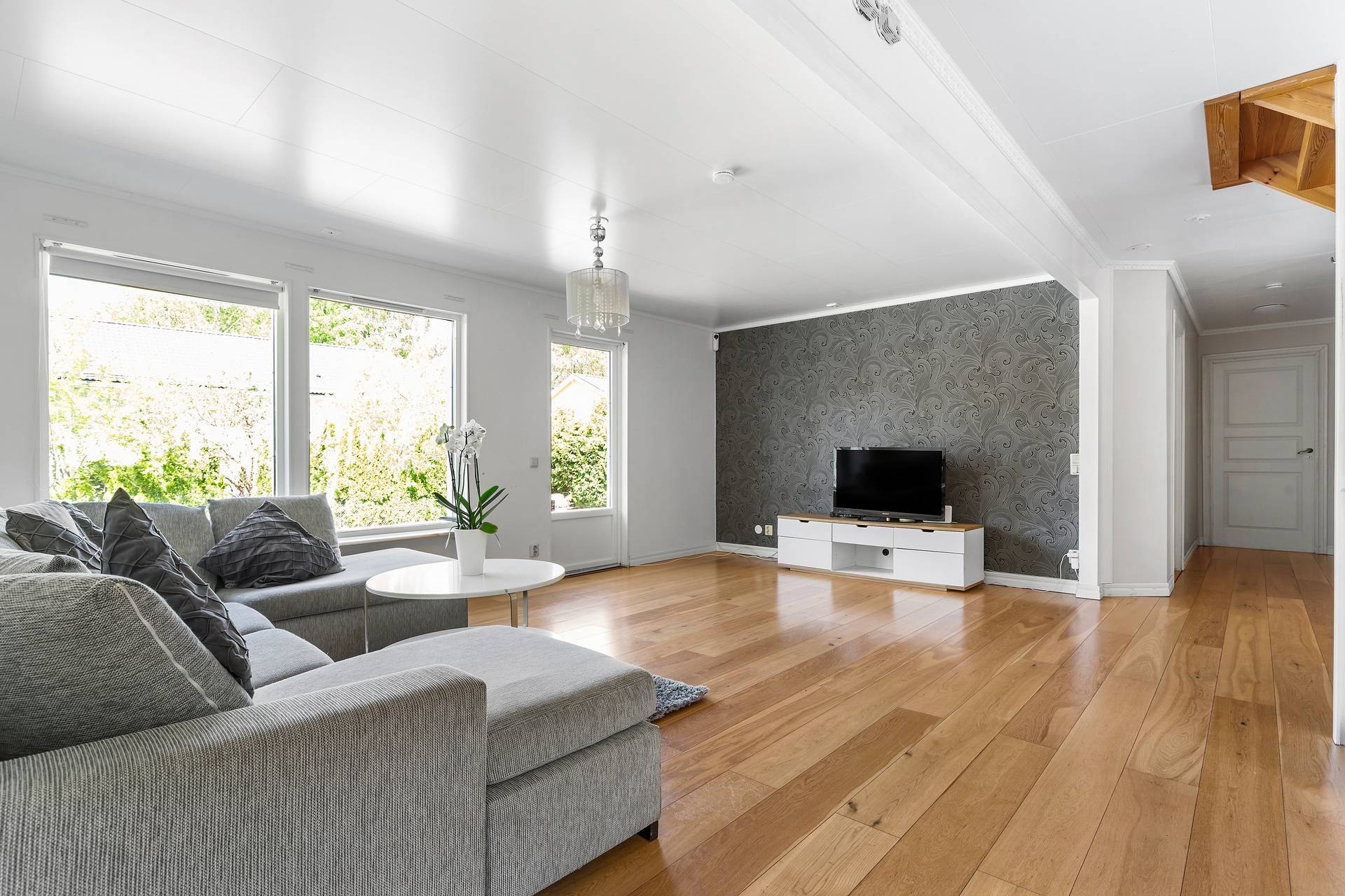 174 m² Villa på Lindgårdsvägen 12 Glömsta Huddinge kommun - bild 19