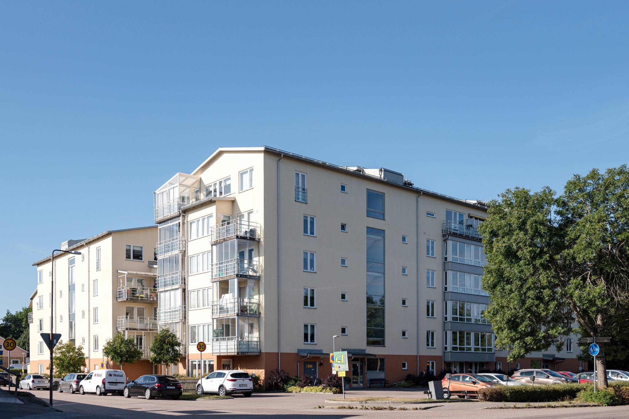 3 rum Lägenhet på Långgatan 68B Enköpings kommun - bild 1
