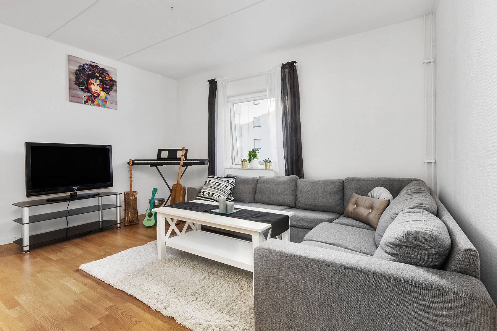 3 rum Lägenhet på Ekholmsvägen 301 Skärholmen Stockholms kommun - bild 4