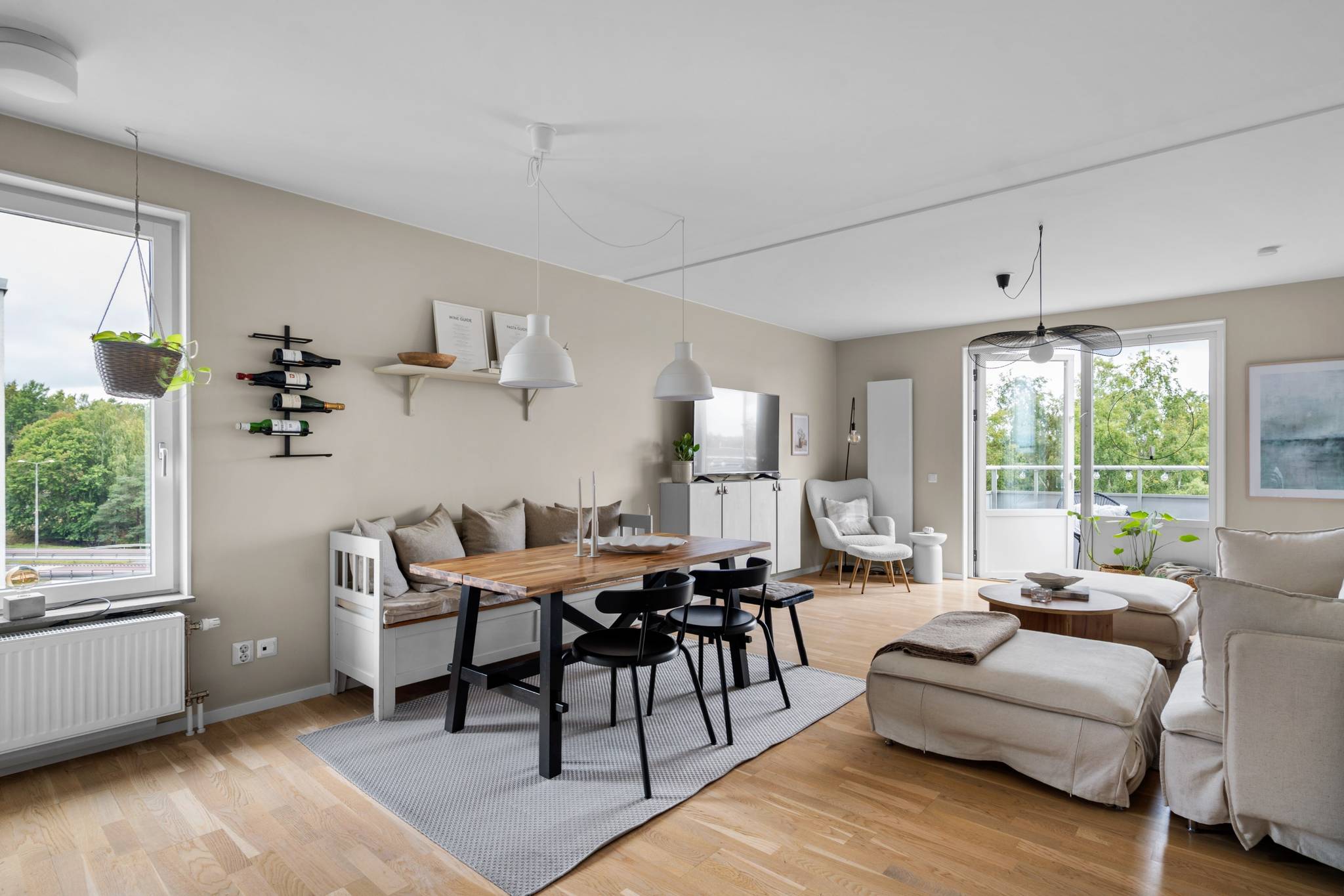 3 rum lägenhet på LM Ericssons väg 12 Centrala Tyresö, Tyresö kommun - bild 1