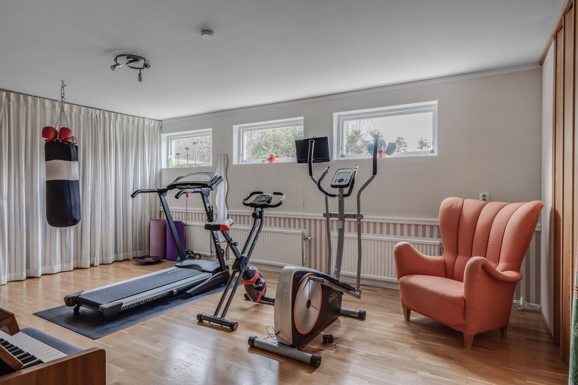 11 rum Villa på Skoldalsvägen 26B Landsnora Sollentuna kommun - bild 35