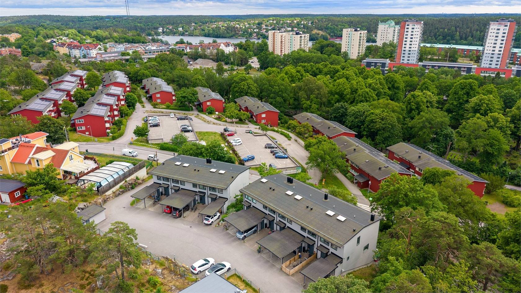 4 rum Radhus på Blomstervägen 7D Finntorp Nacka kommun - bild 38