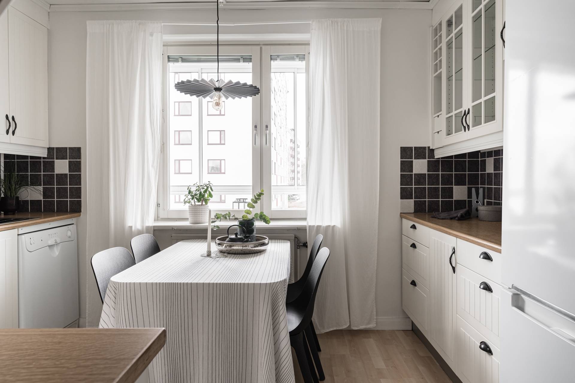 2 rum Lägenhet på Larsbodavägen 80, 5 tr Farsta Stockholms kommun - bild 2