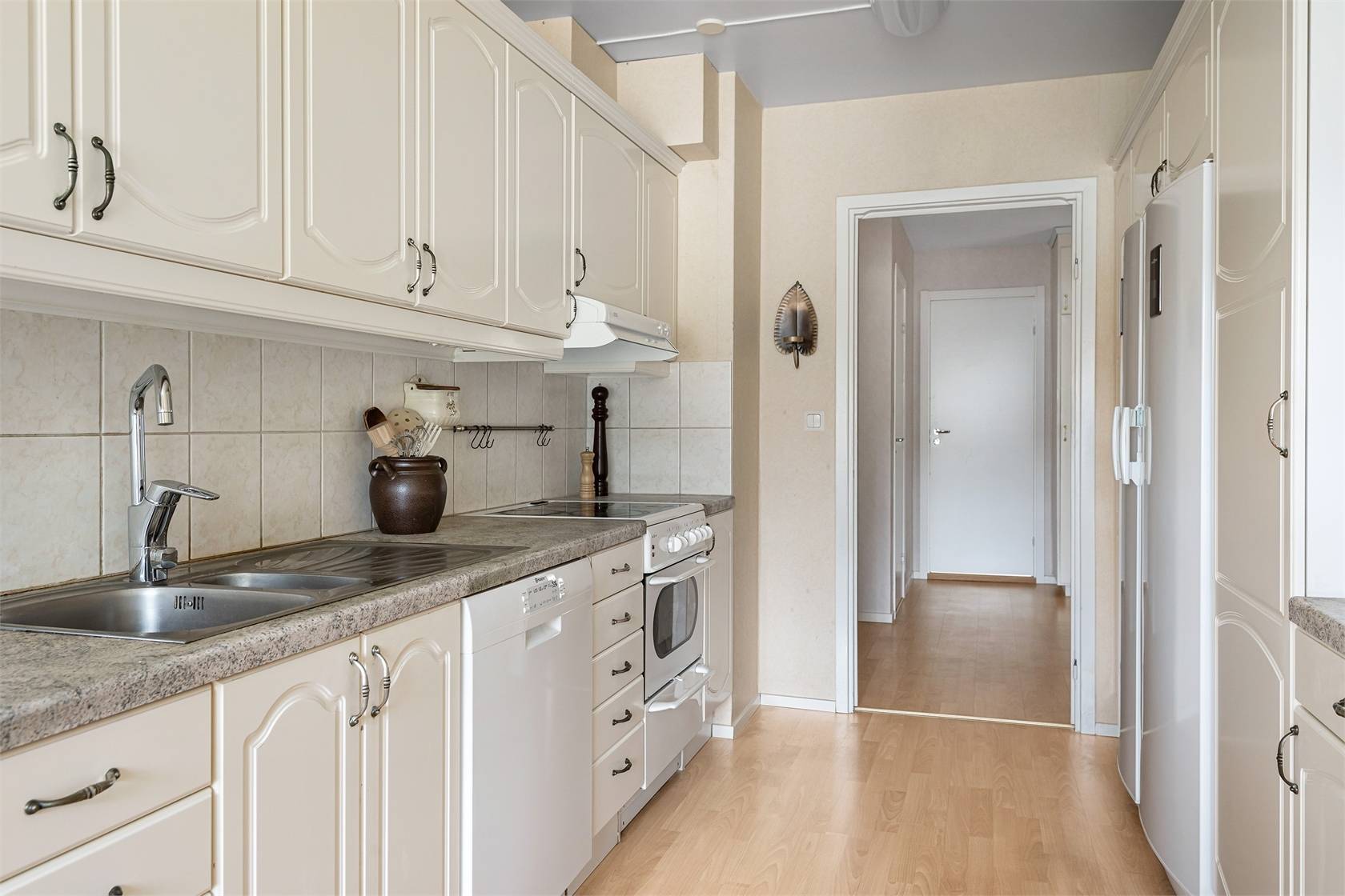 3 rum Lägenhet på Rosenholmsvägen 11 B Backabo Karlskrona kommun - bild 2