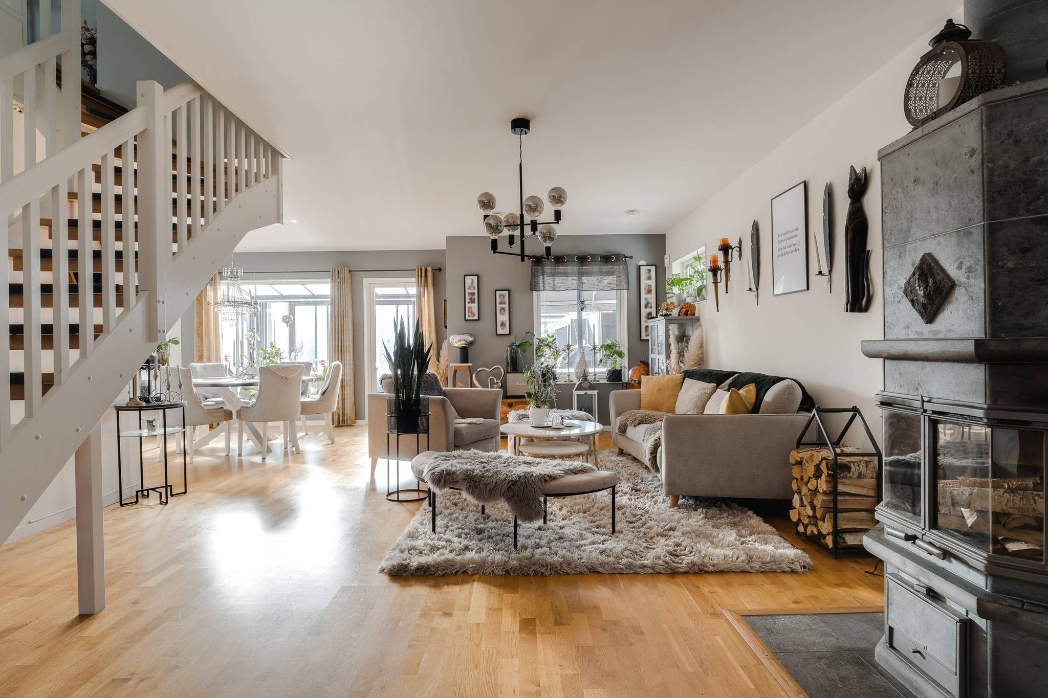6 rum villa på Villagatan 20A Centralt, Katrineholms kommun - bild 1