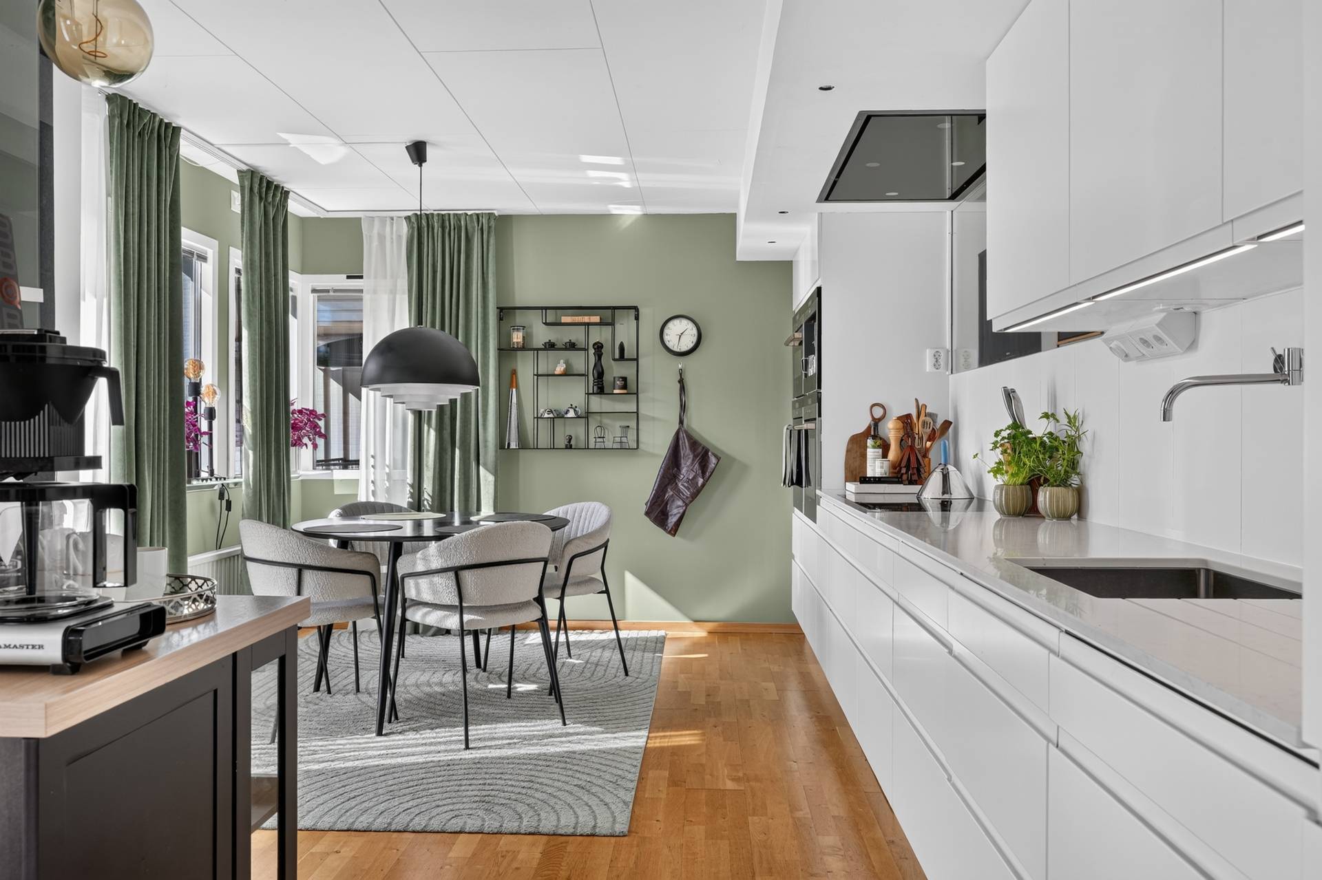 9 rum Villa på Slingervägen 33 Hammarsjorden Hjo kommun - bild 6