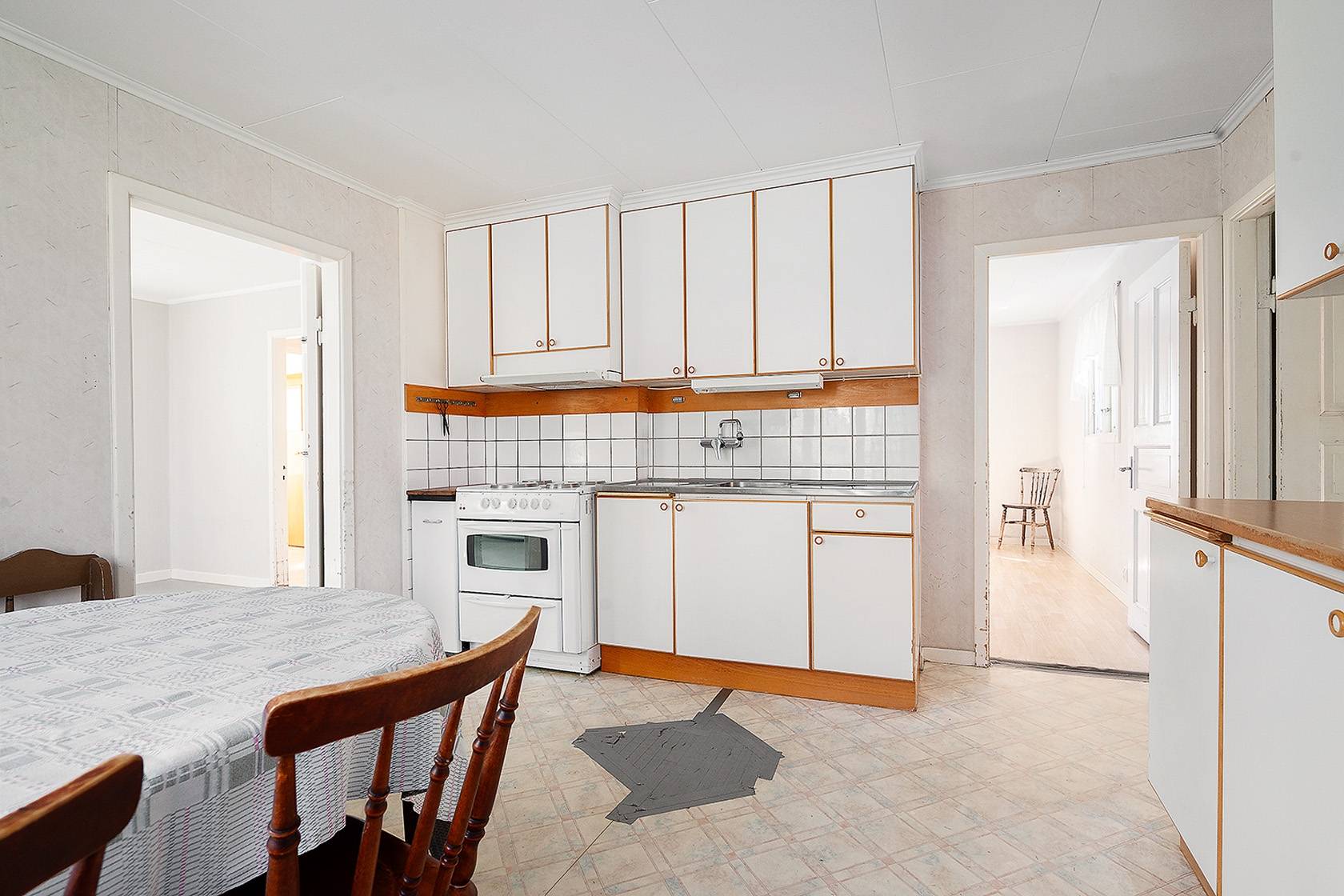 6 rum Villa på Tostaredsvägen 8 Fotskäl Marks kommun - bild 6