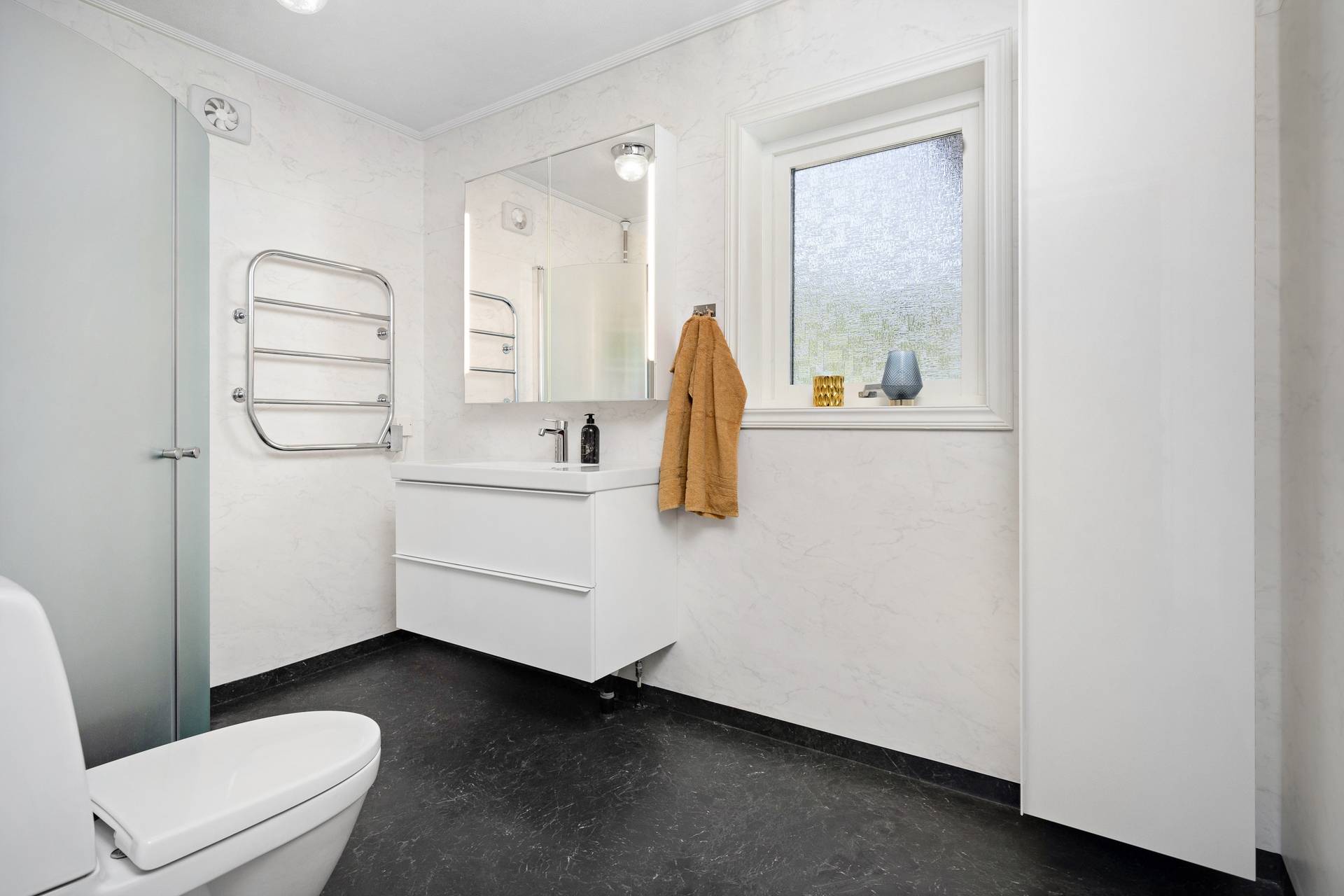 5 rum Villa på Flerängsvägen 8 Skutskär - Fleräng Älvkarleby kommun - bild 9