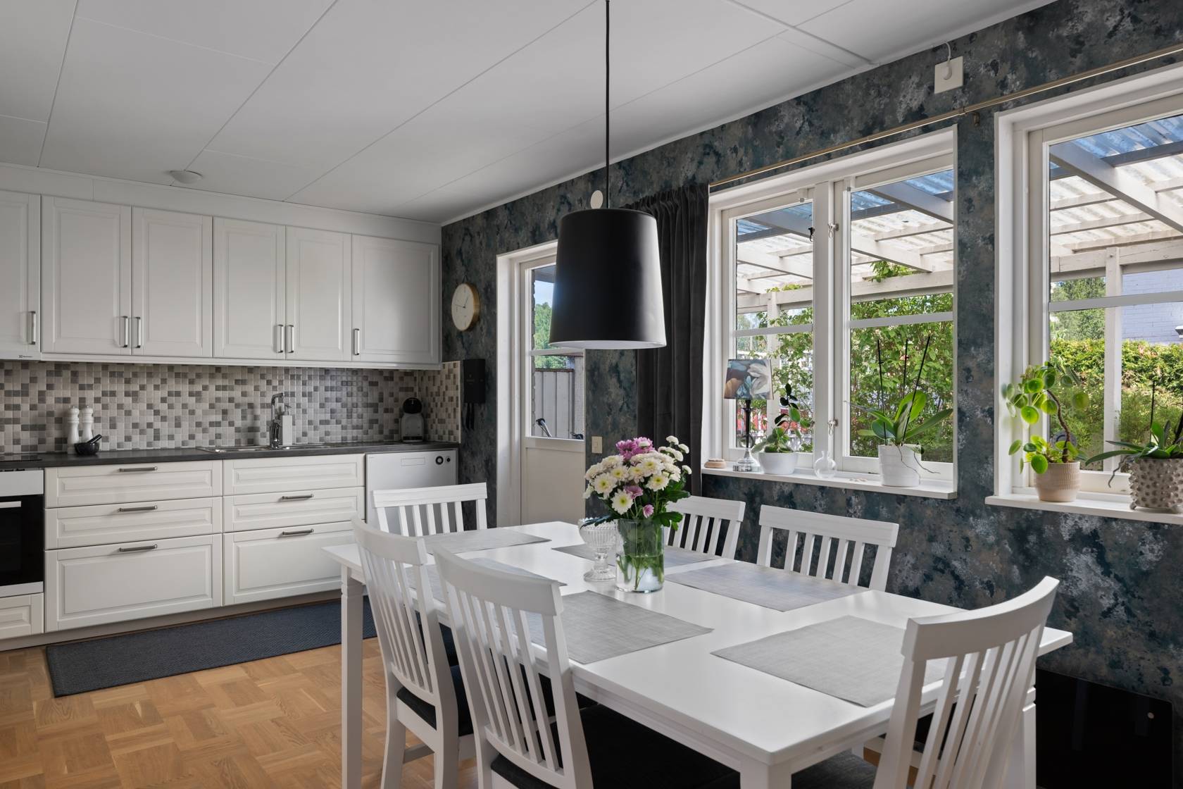 7 rum Radhus på Skrakvägen 73 Margretelund Österåkers kommun - bild 5