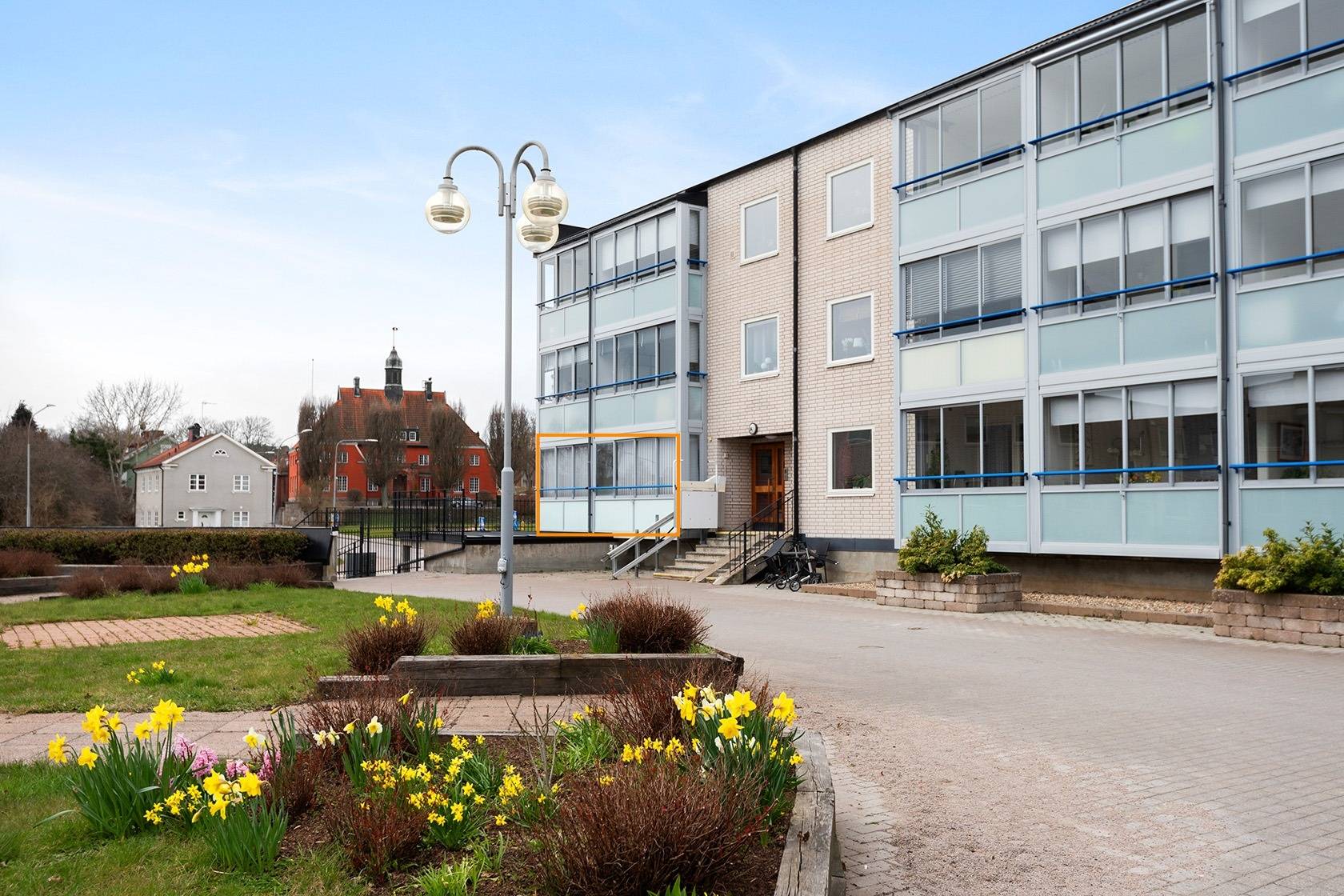 3 rum lägenhet på Övre Brunnsvägen 2A Påfågeln / Centrum, Ronneby kommun - bild 1