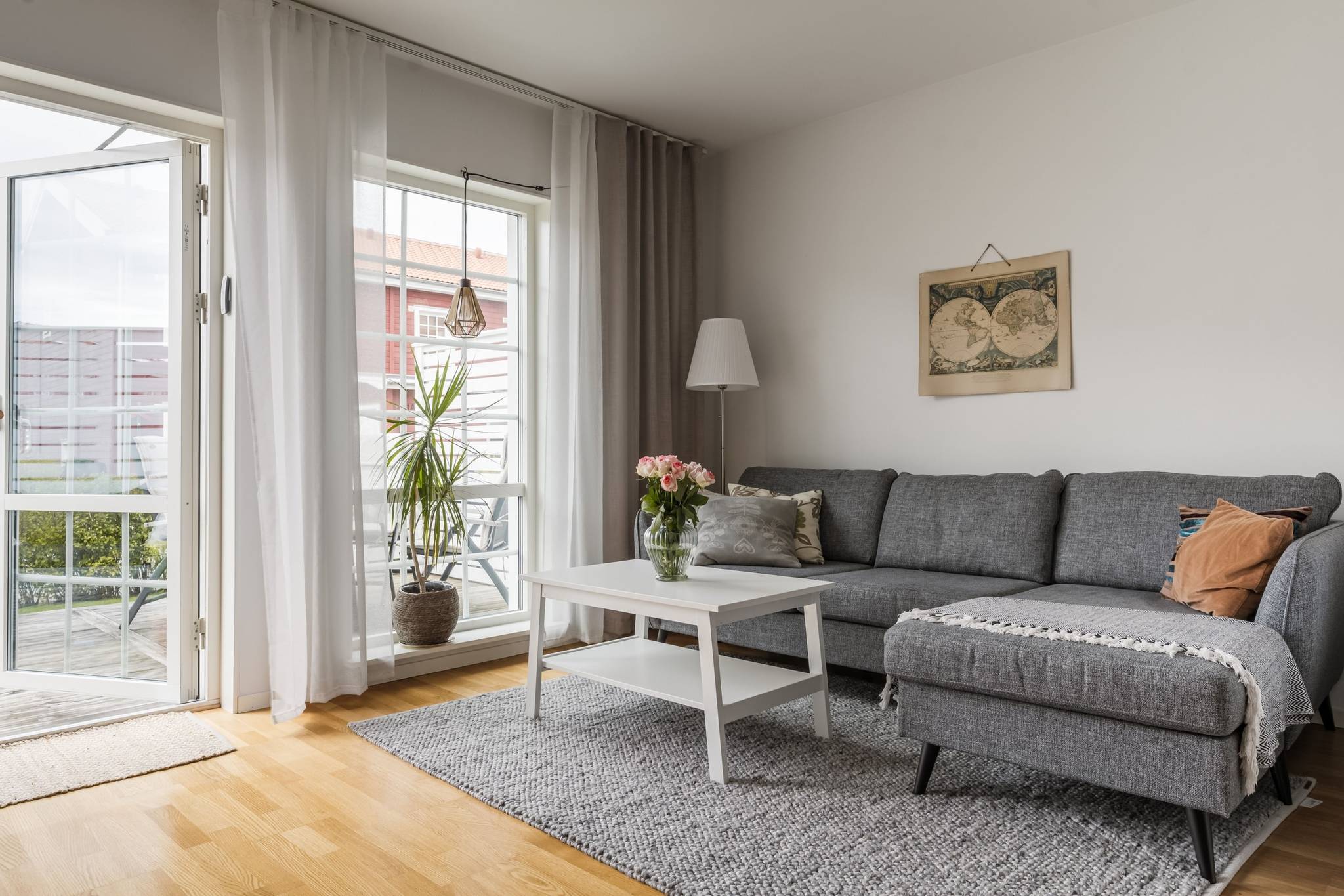 5 rum Radhus på Ulsavilagatan 19E Norra Ormesta Örebro kommun - bild 3