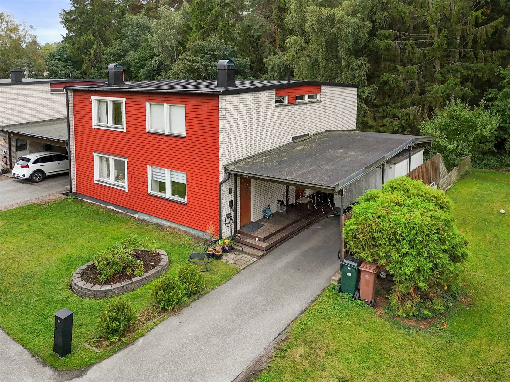 4 rum kedjehus på Sandviksvägen 41 Hässelby Södra Villastad, Stockholms kommun - bild 2