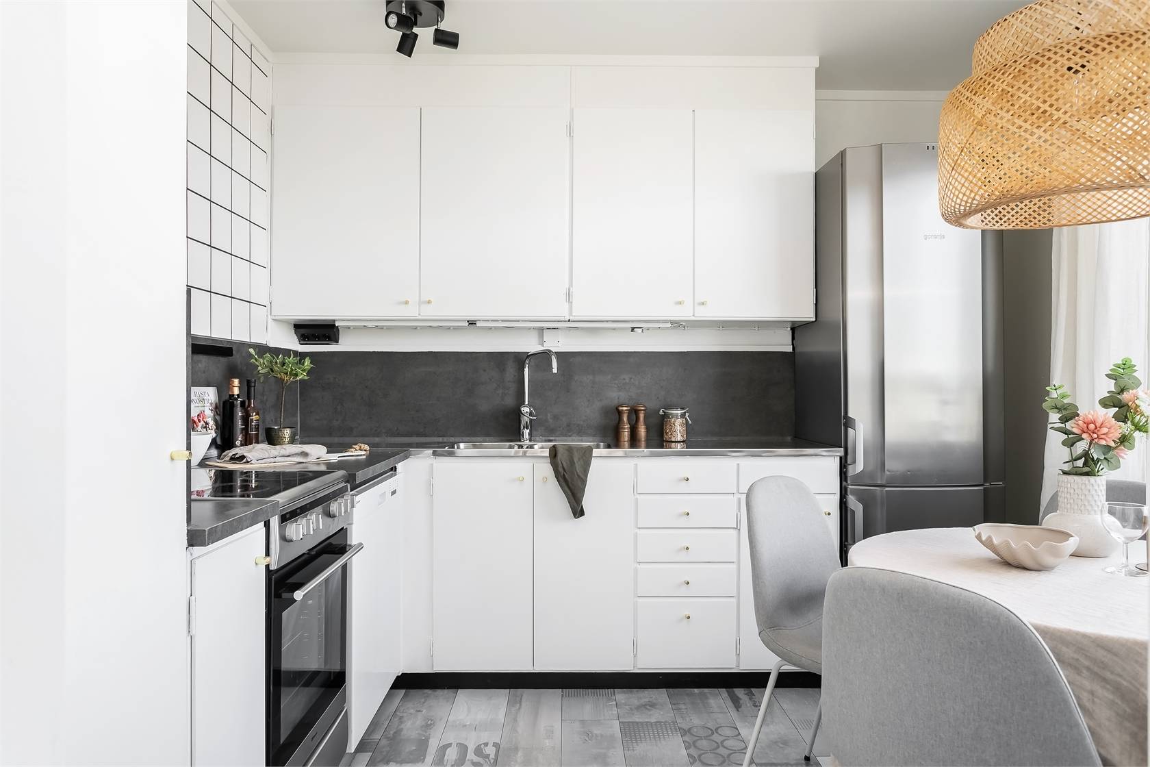 2 rum Lägenhet på ASPNÄSVÄGEN 34 Jakobsberg Järfälla kommun - bild 2