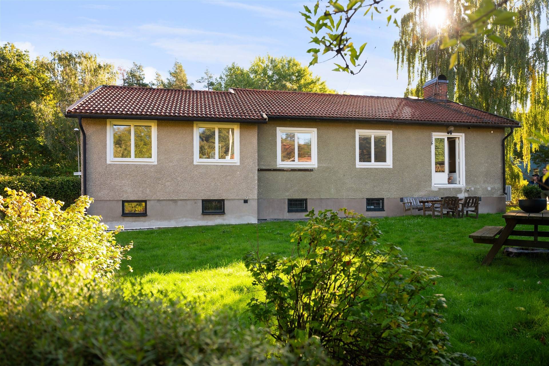7 rum Villa på Pliggvägen 18 Solberga Stockholms kommun - bild 2