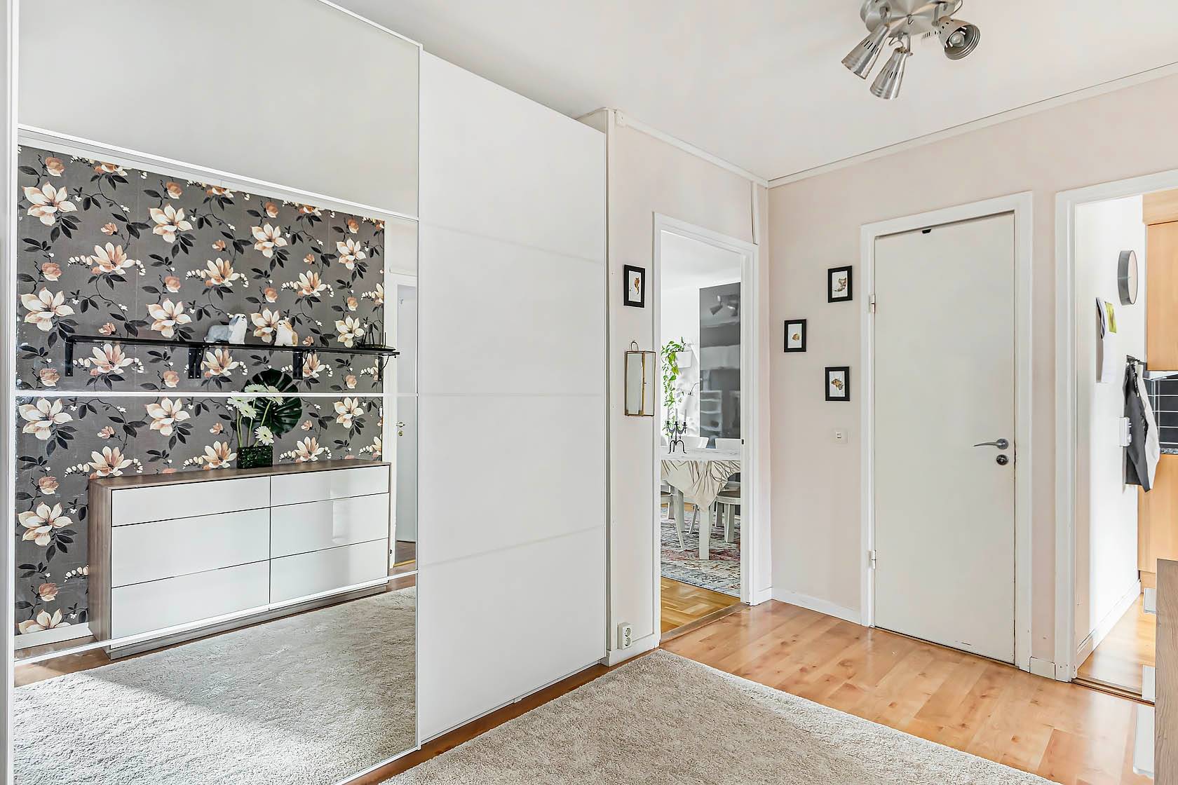 3 rum Lägenhet på Östra Bergsgatan 31 Centralt Öster Nyköpings kommun - bild 11
