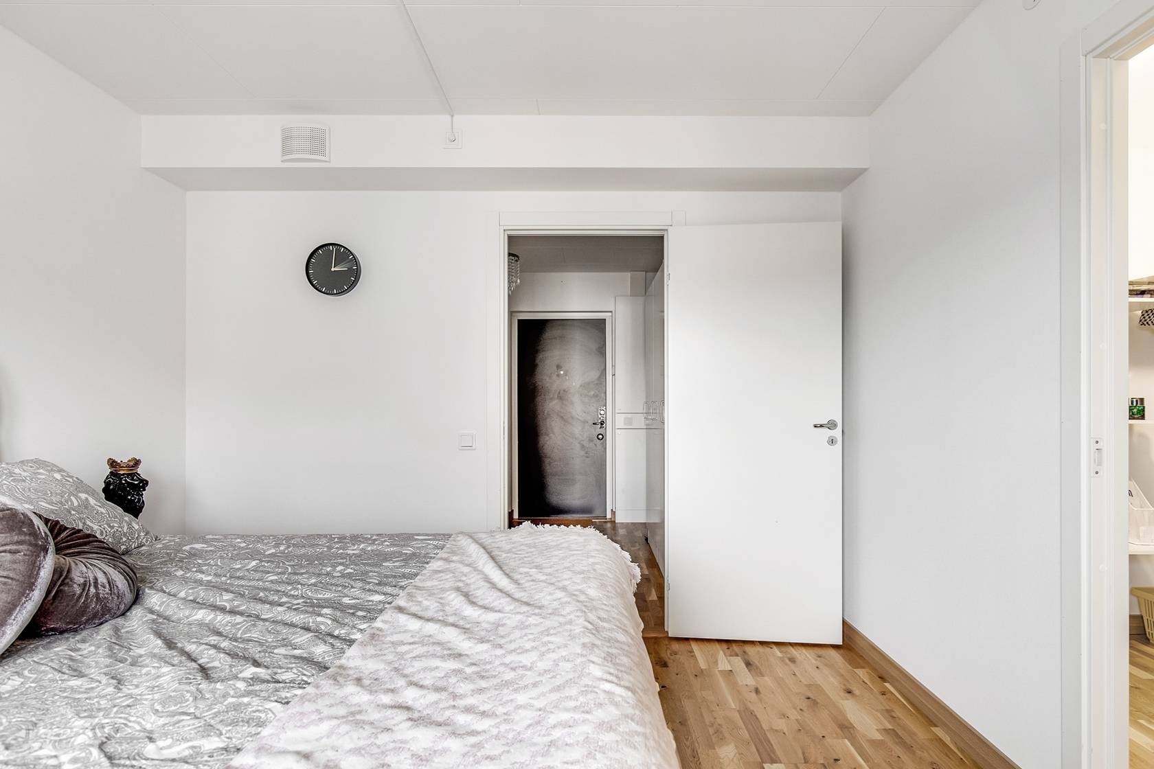3 rum Lägenhet på Bonstorpsvägen 8 Adolfsberg / Södra Lindhult Örebro kommun - bild 15