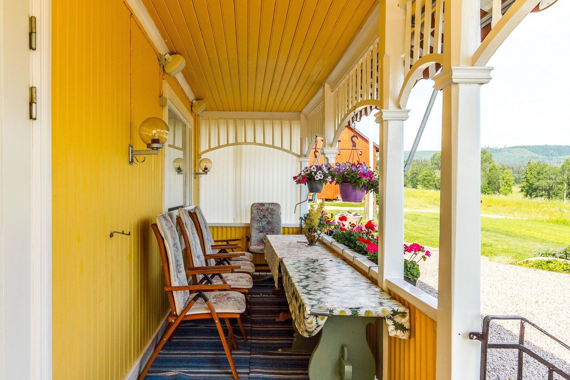 8 rum Gård med jordbruk på Graneviksvägen 114 - "Fridhem" Torsby Torsby kommun - bild 46
