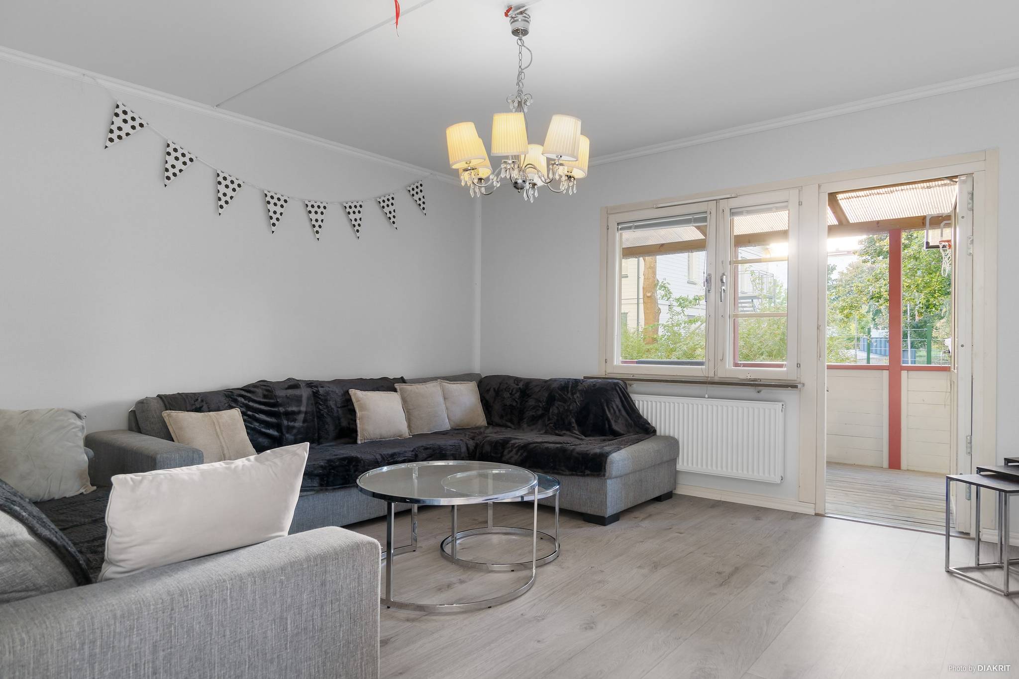 2 rum lägenhet på Klövervägen 11 Markplan Hallunda, Botkyrka kommun - bild 2