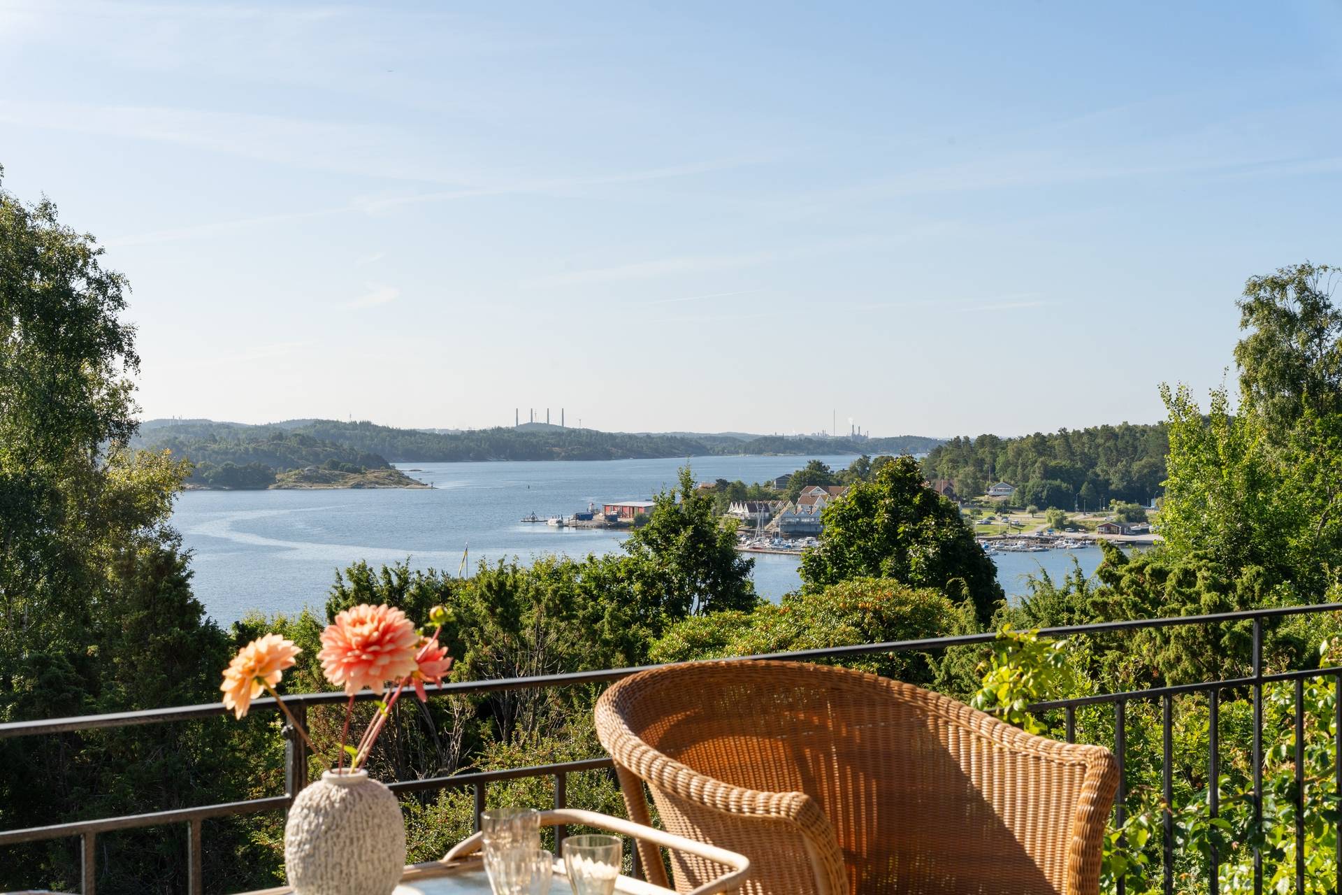 7 rum vinterbonat fritidshus på Farlösvägen 4 Svanesund, Orust kommun - bild 1