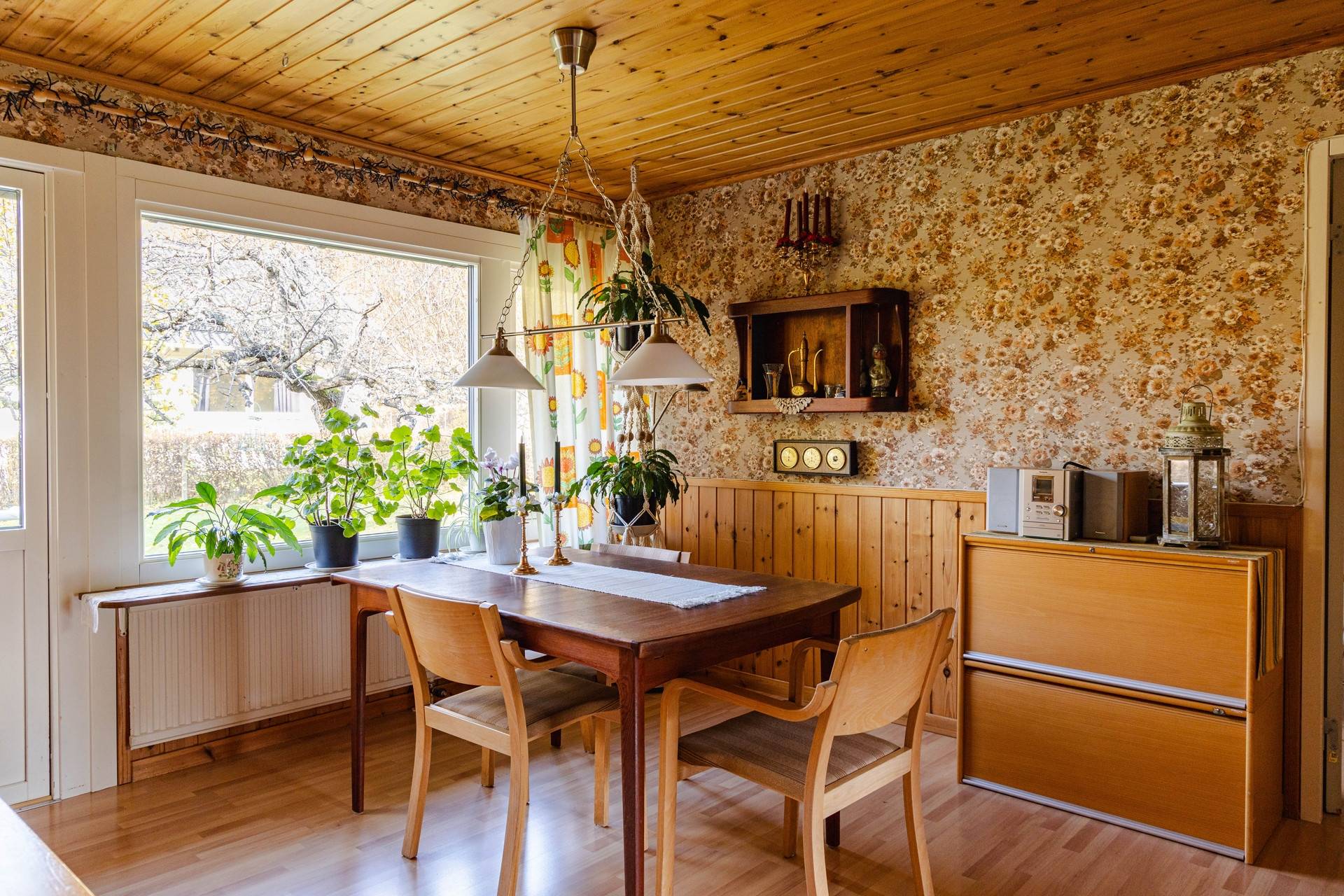 5 rum Villa på Västanvindsgatan 11 Talltorp Västerås kommun - bild 16