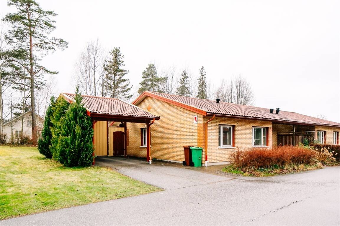 Varpvägen 3, Ullervad, Mariestads kommun