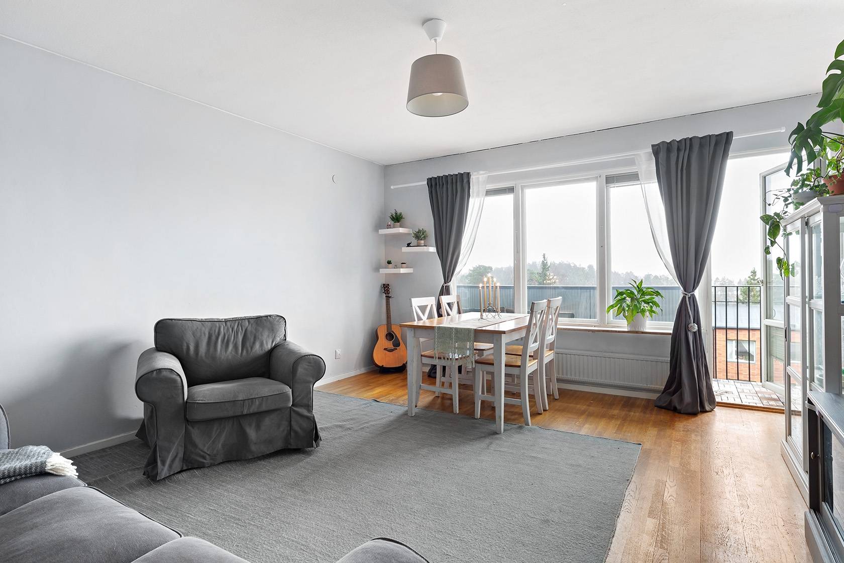 2,5 rum lägenhet på Kruthornsvägen 56B Edsberg, Sollentuna kommun - bild 1