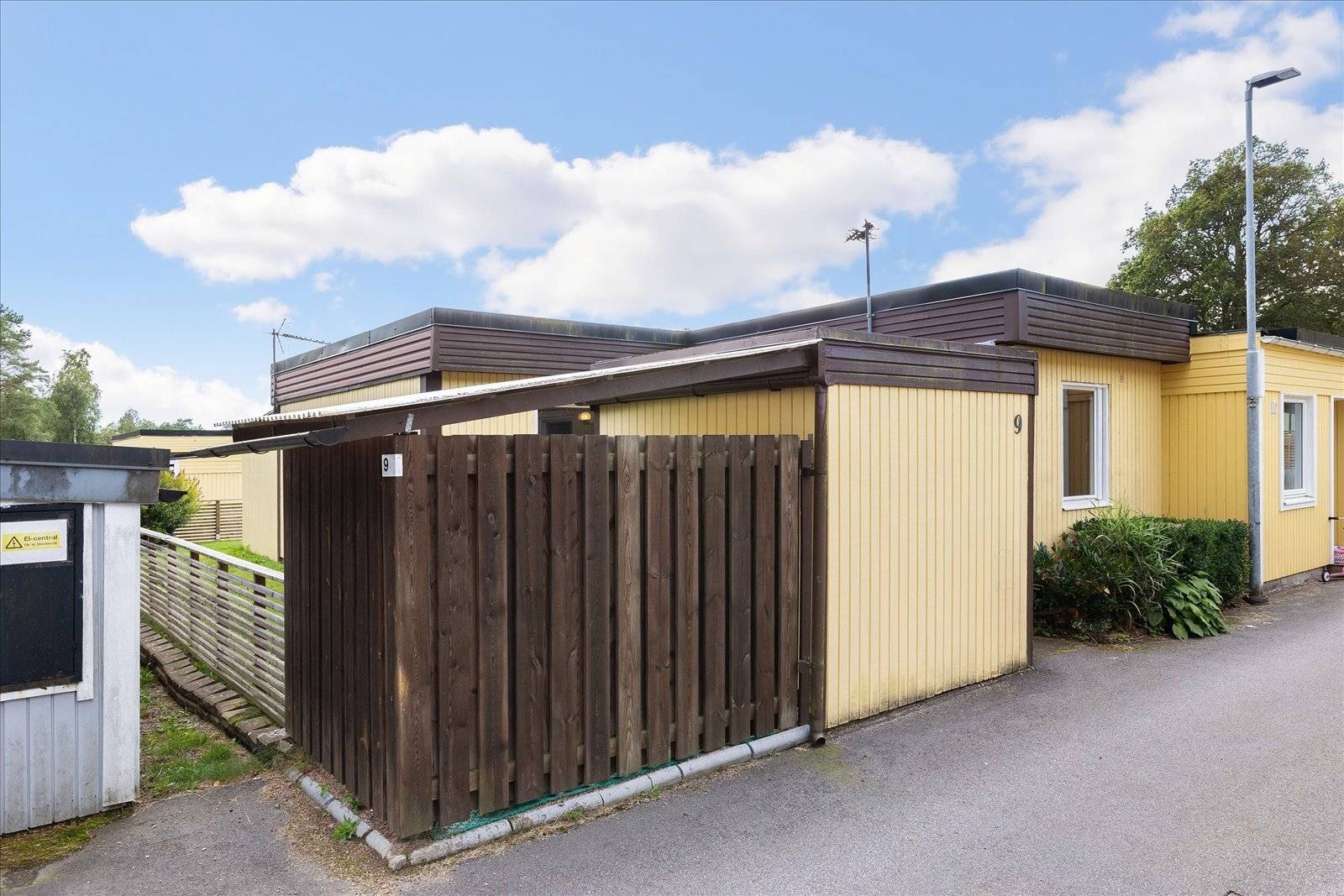 2 rum Radhus på Skridskogatan 9 Fasseröd Uddevalla kommun - bild 23