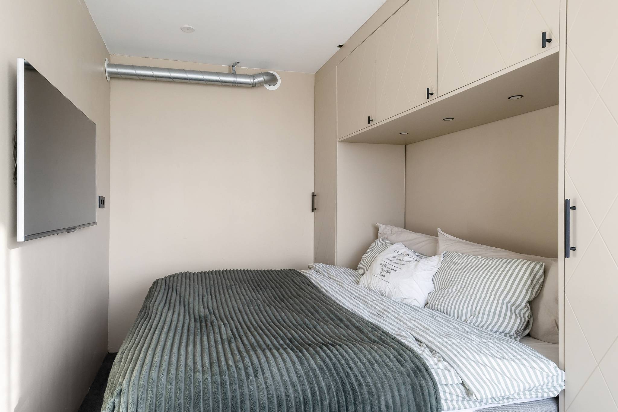 2 rum Lägenhet på Wiboms väg 6, vån 11 av 11 Västra Skogen Solna kommun - bild 15
