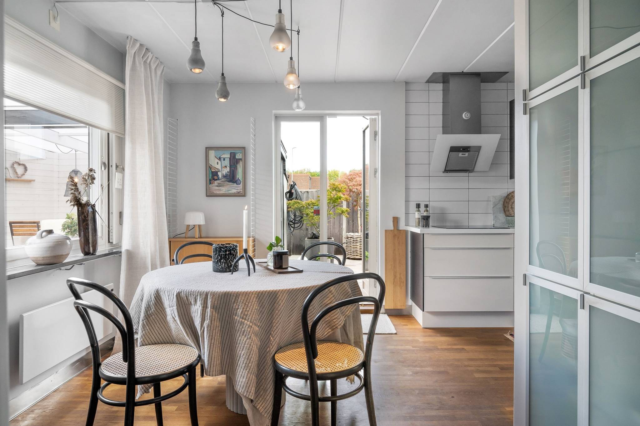 6 rum Radhus på Carl Magnus Agrells väg 14 Vätterslund Jönköpings kommun - bild 23