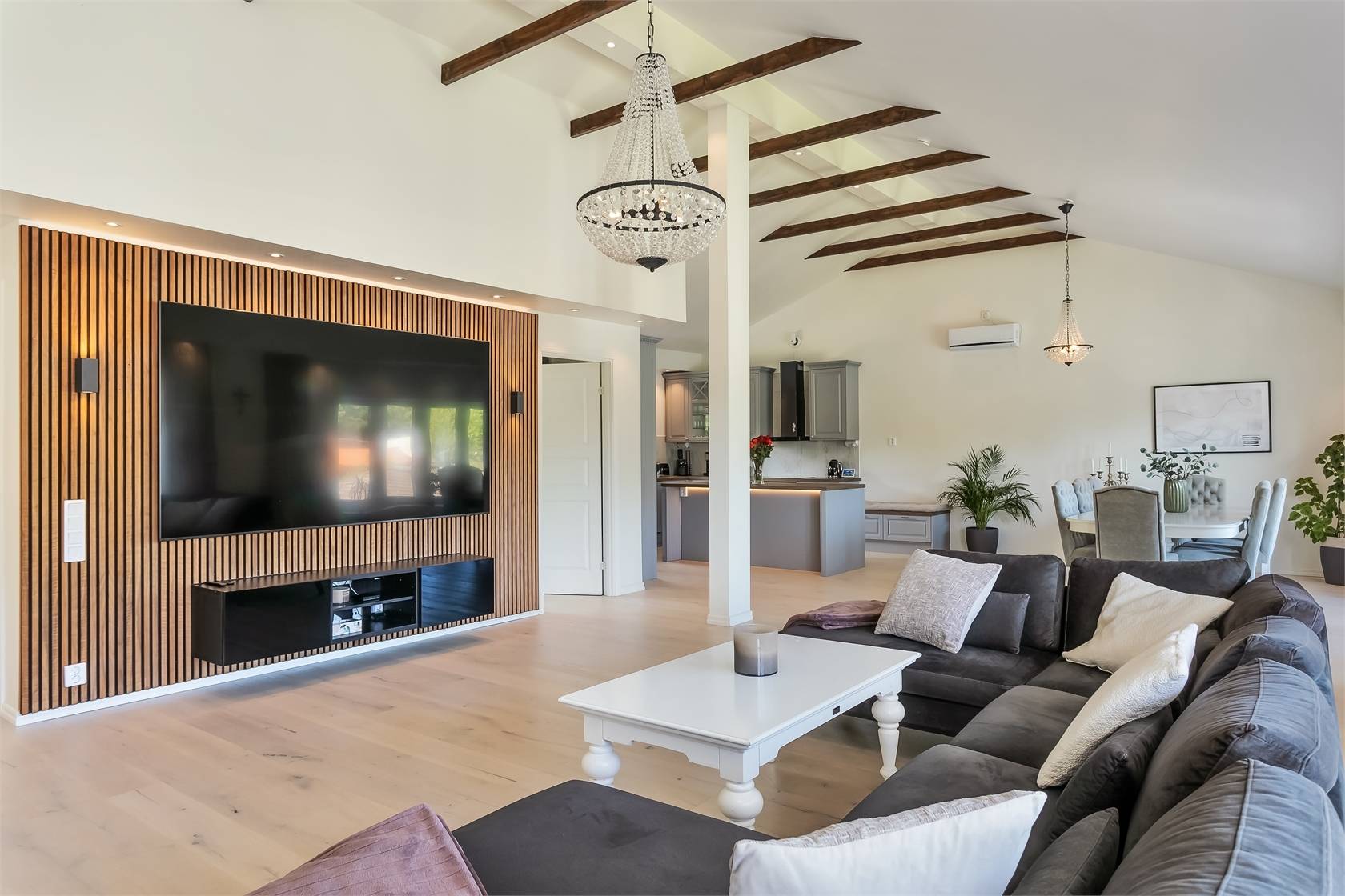 7 rum villa på Flintvägen 9A Skälby, Järfälla kommun - bild 5