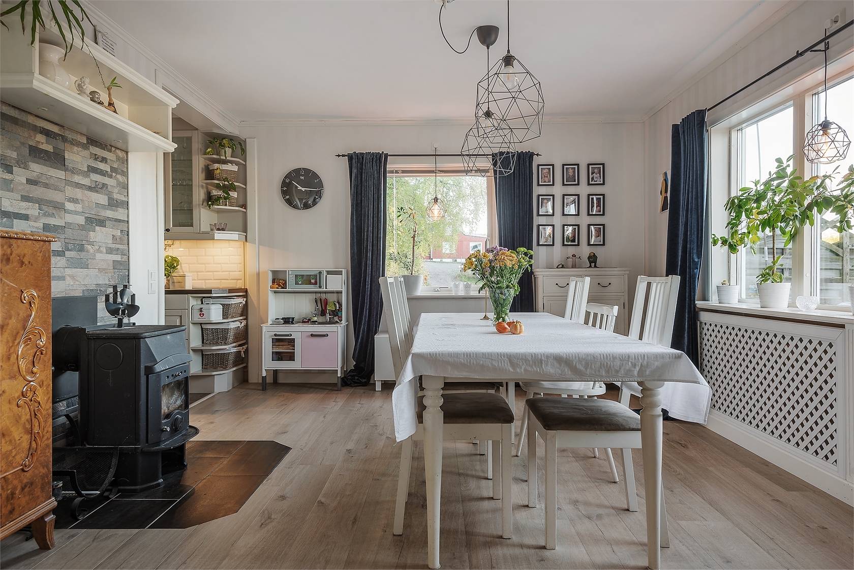 7 rum Villa på Grålösvägen 12 Skee Strömstads kommun - bild 11