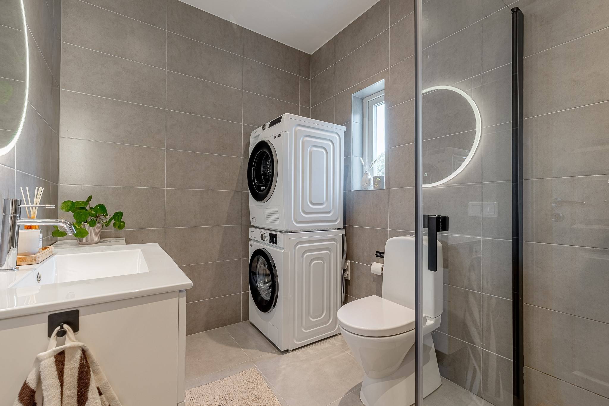 5 rum Parhus på Flugmötesvägen 70B Borsökna Eskilstuna kommun - bild 44