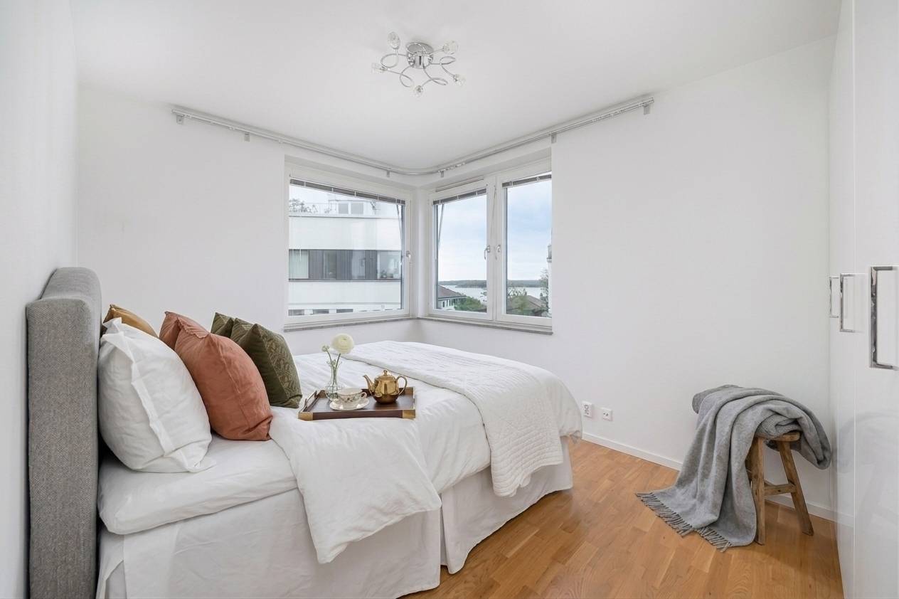5 rum Parhus på Berguddsvägen 32A Hässelby Södra Villastad Stockholms kommun - bild 21