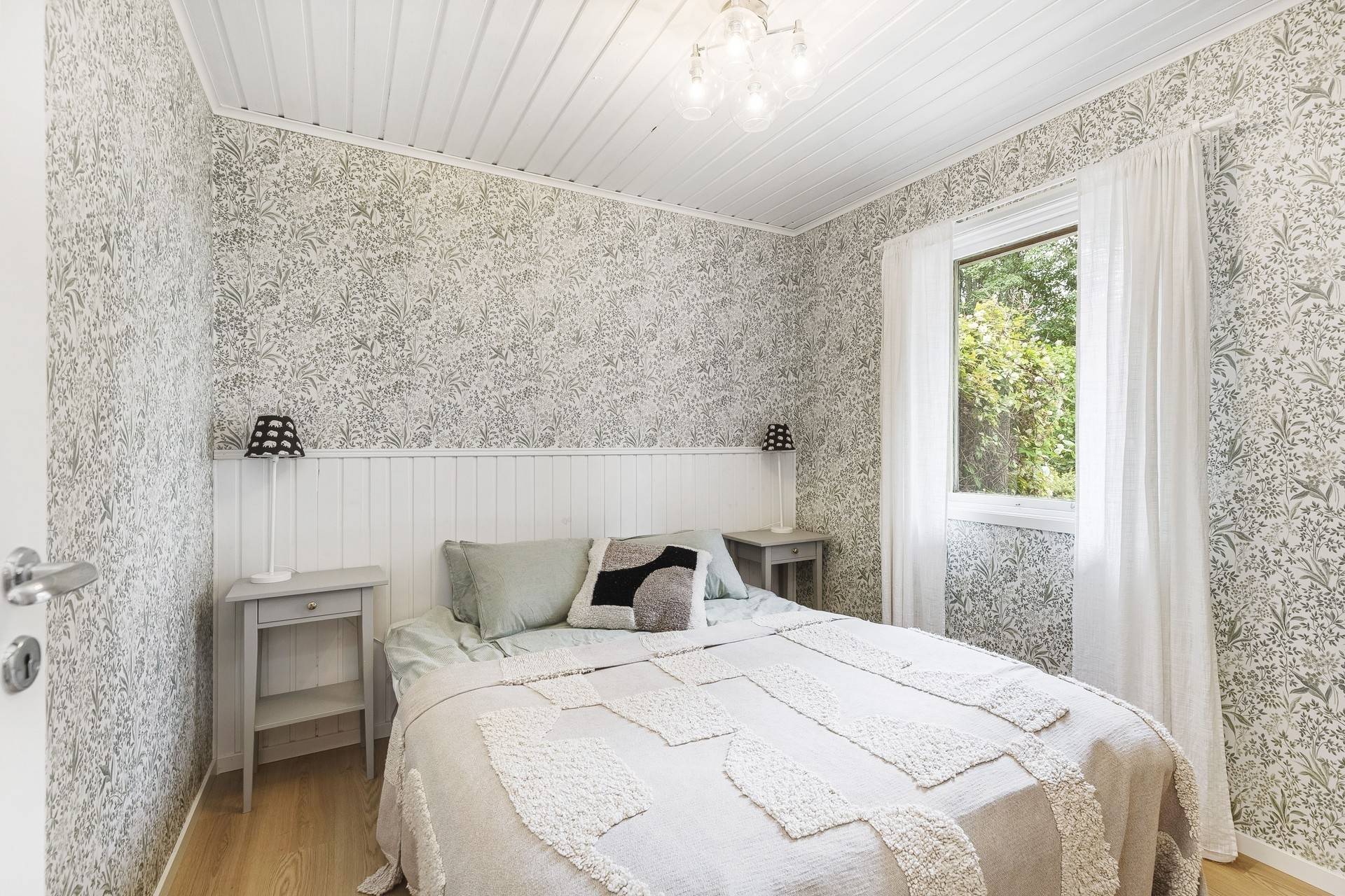 3 rum Vinterbonat fritidshus på Liljekonvaljstigen 64 Ringsö Strängnäs kommun - bild 24