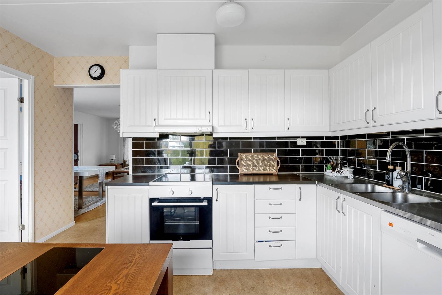 4 rum Lägenhet på Mjölnerbacken 22 Rissne Sundbybergs kommun - bild 8